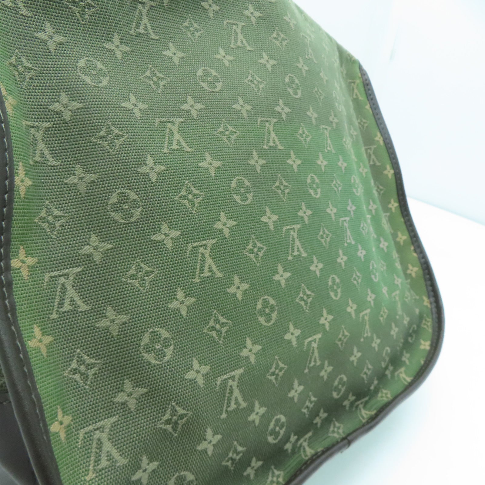 LOUIS VUITTON Monogram Mini Belangere金扣肩背袋绿色