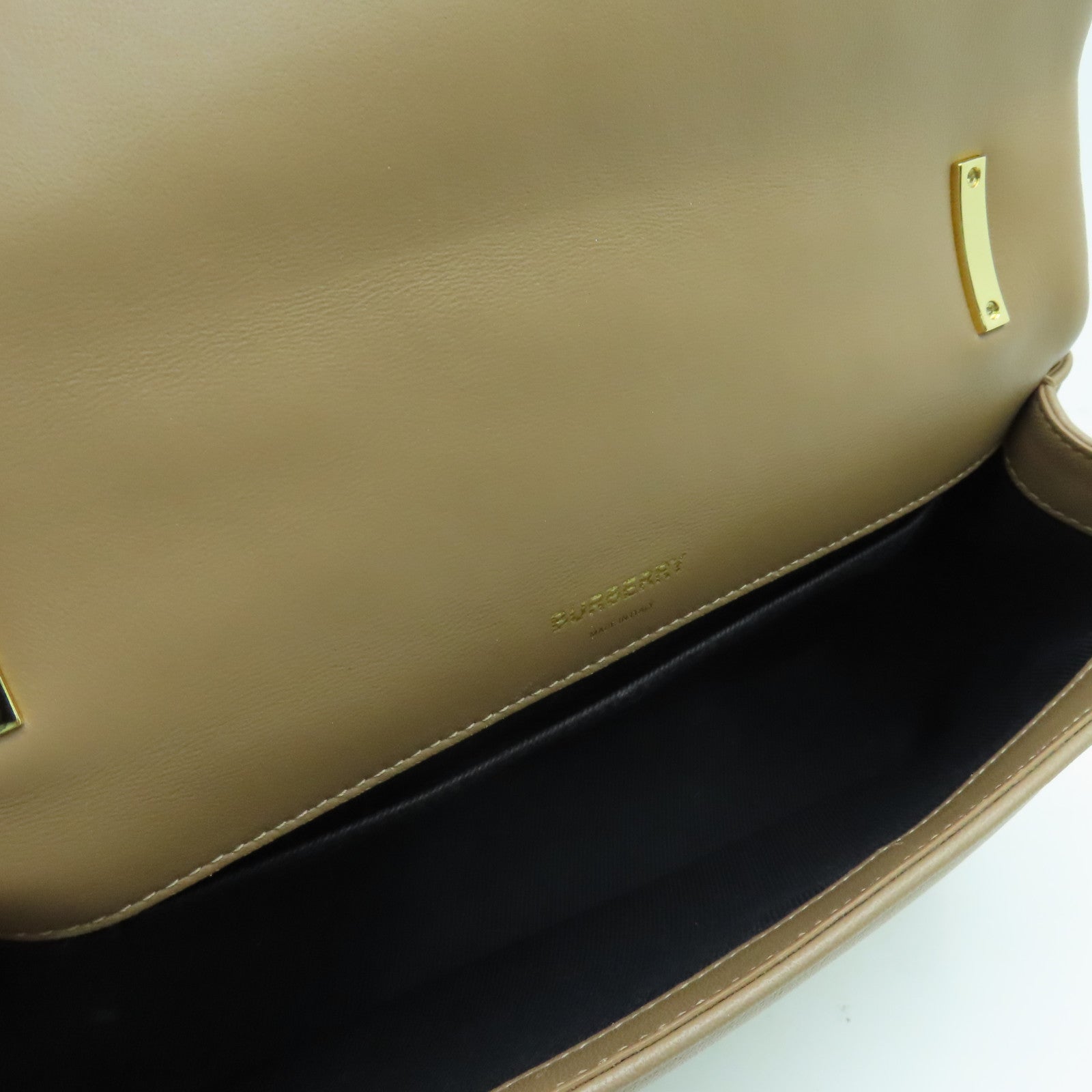 BURBERRY 牛皮皮革Chain Shoulder Bag链带肩背袋金扣米色