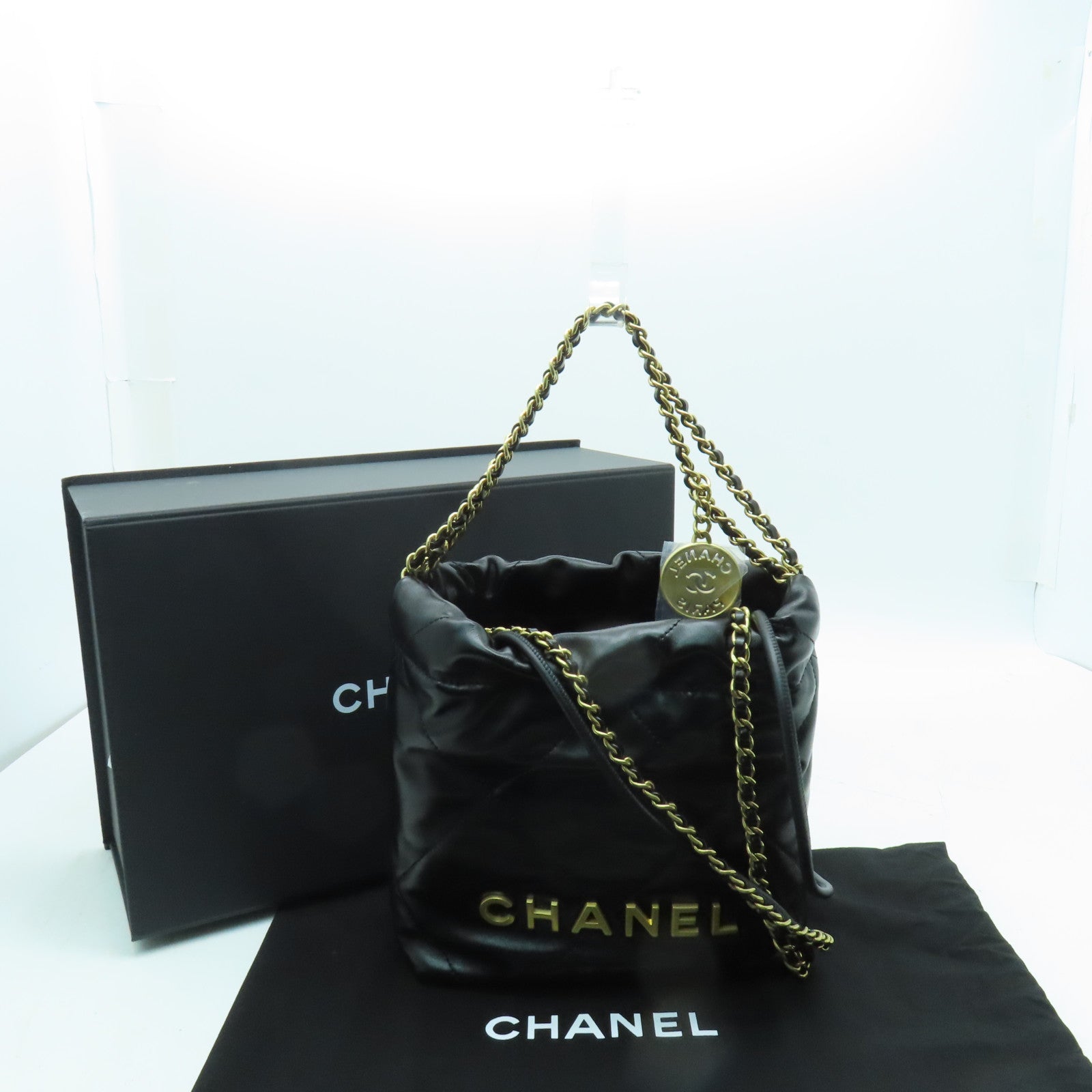 CHANEL 菱格牛皮皮革Mini 22金扣手挽肩背兩用袋黑色