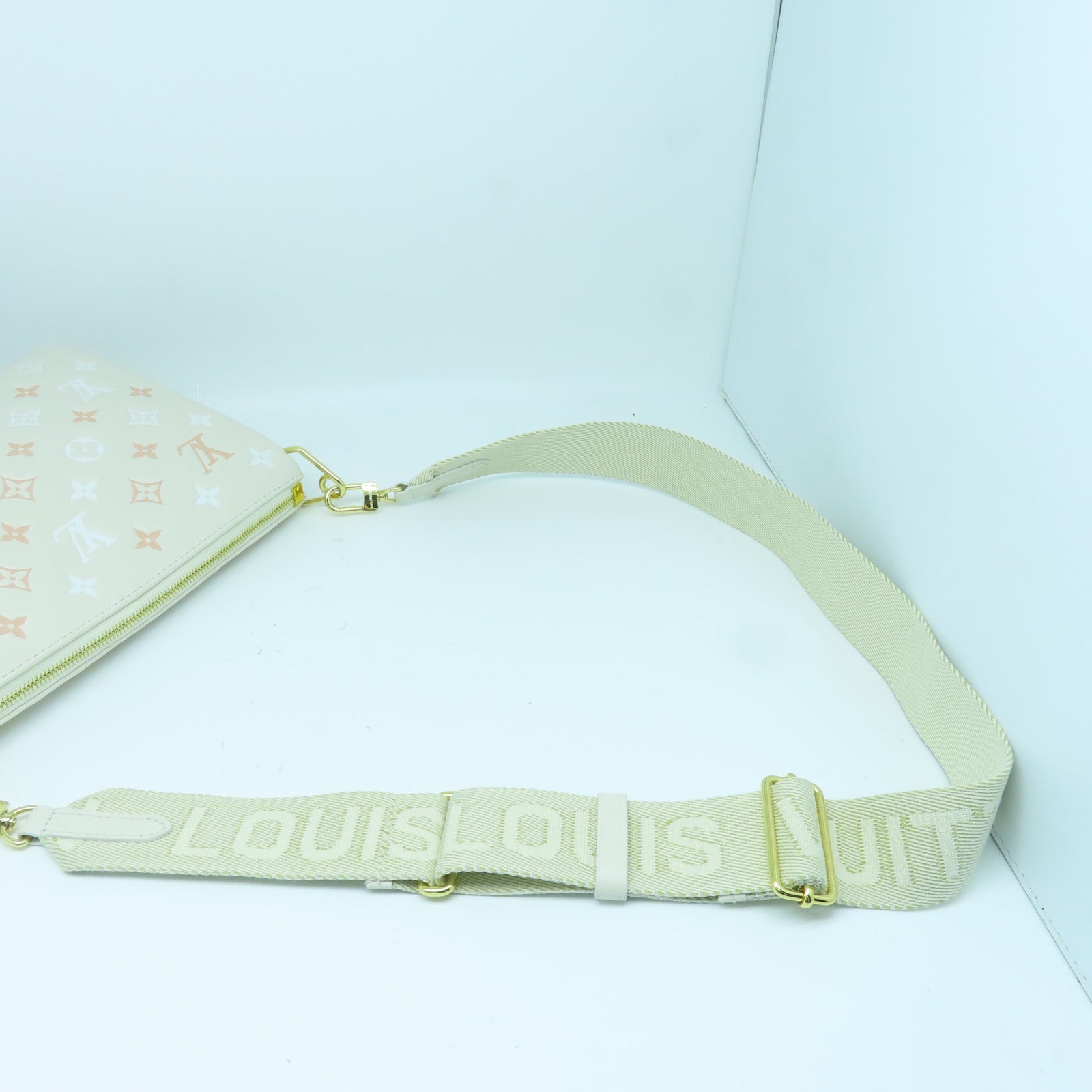 LOUIS VUITTON sheepskin leather Coussin PM gold buckle shoulder bag cream