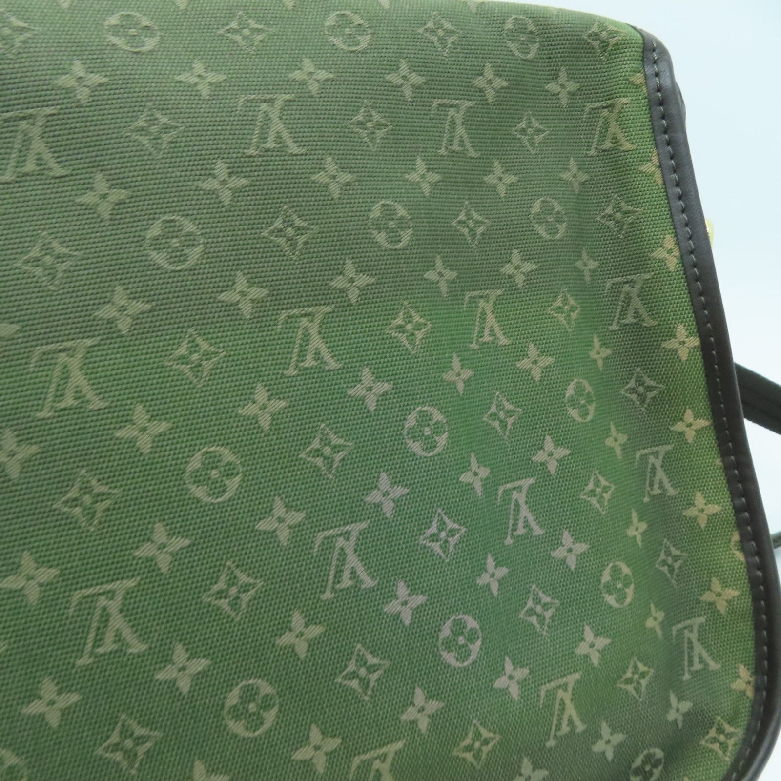 LOUIS VUITTON Monogram Mini Belangere金扣肩背袋绿色