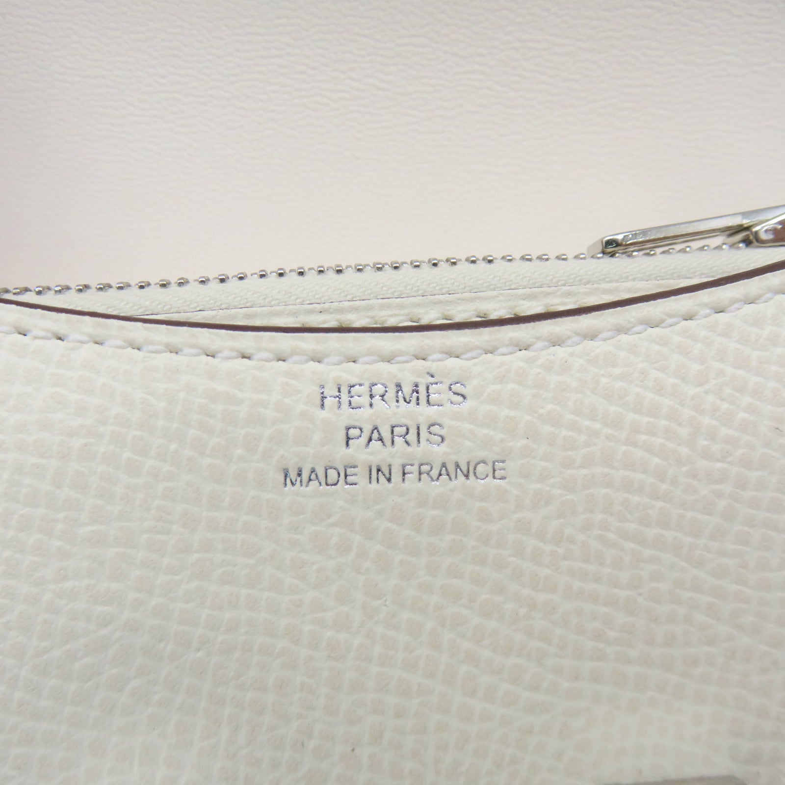 HERMES 【激减优惠】Epsom皮革Costance Slim银扣腰包米白色