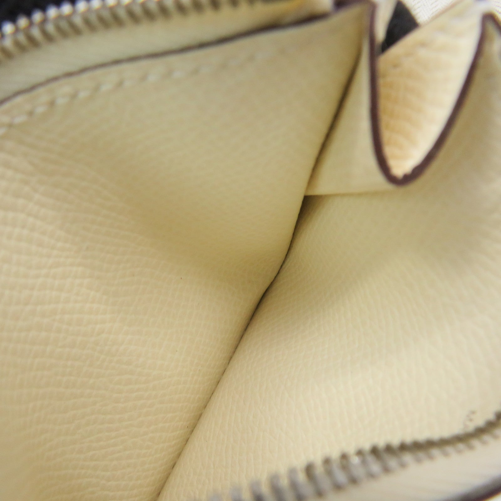 HERMES 【激减优惠】Epsom皮革Costance Slim银扣腰包米白色