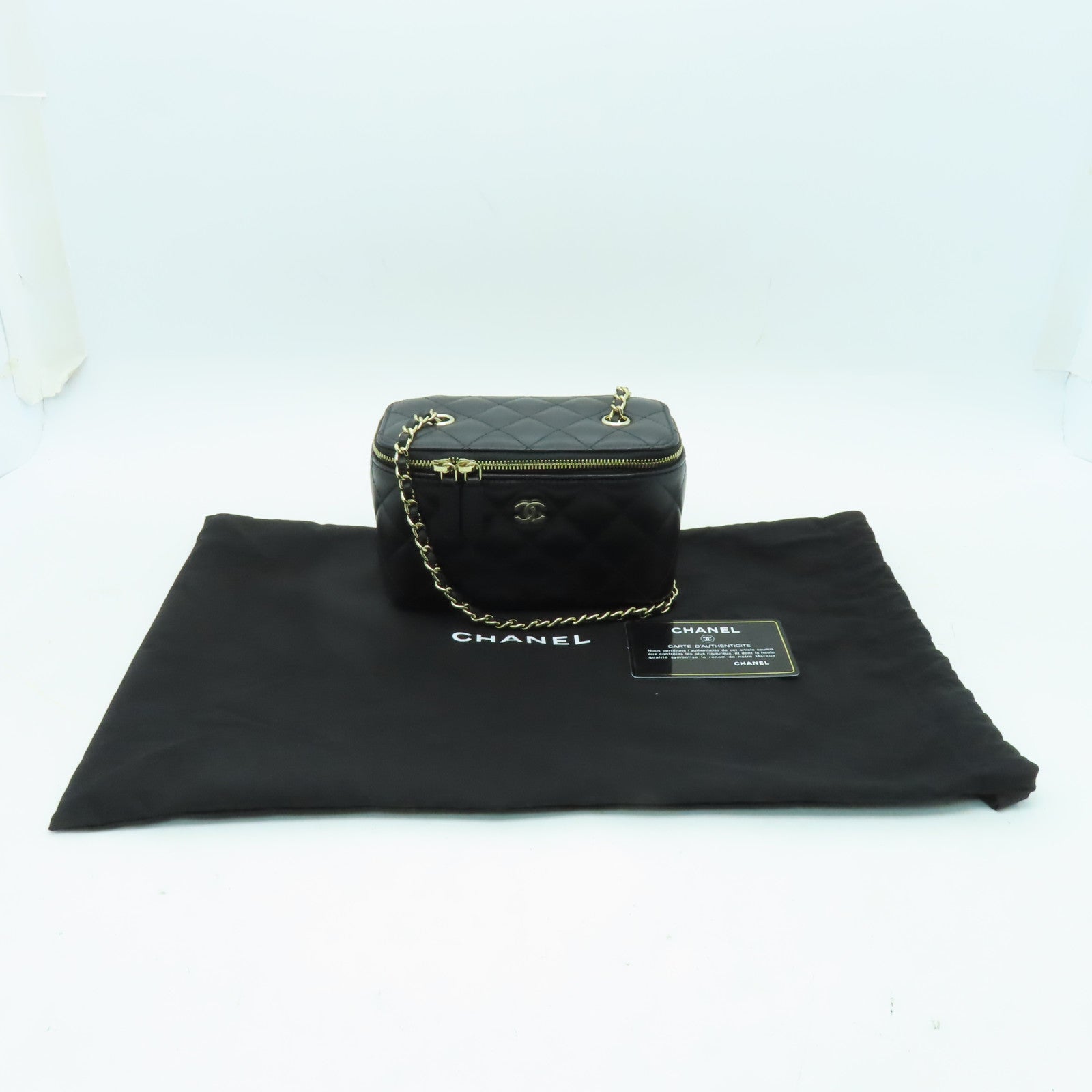 CHANEL 菱格Chain Shoulder Bag金扣鏈帶肩背袋黒色