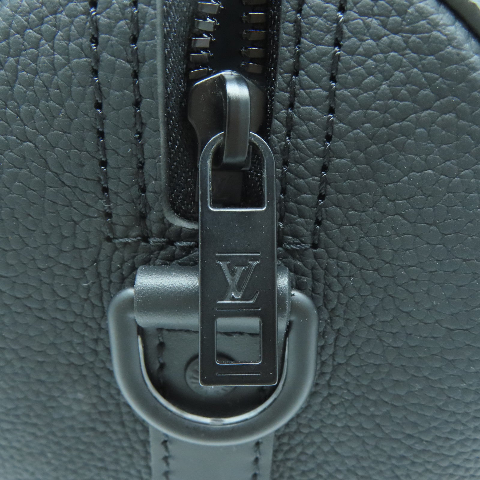 LOUIS VUITTON Aerogram City Keepall肩背袋黑色