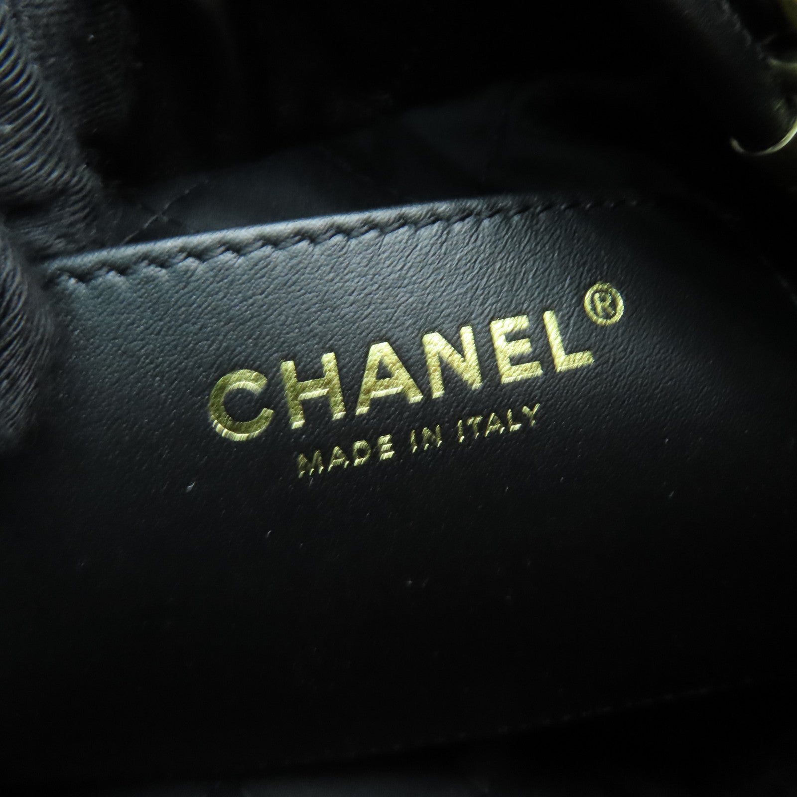 CHANEL 菱格牛皮皮革Mini 22金扣手挽肩背兩用袋黑色