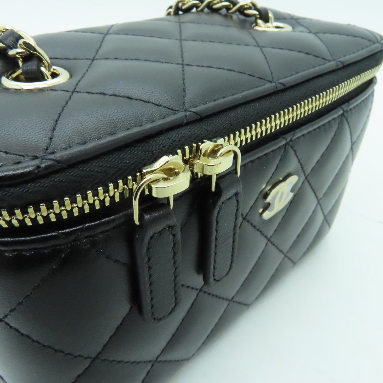 CHANEL 菱格Chain Shoulder Bag金扣鏈帶肩背袋黒色