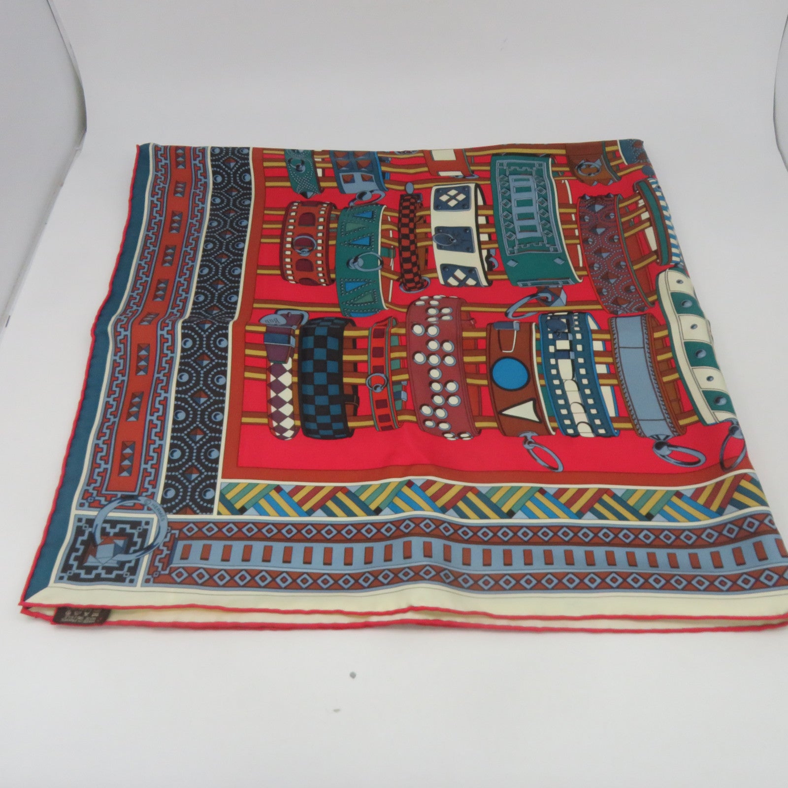 HERMES 【激減優惠】絲質Scarf 90x90絲巾彩色