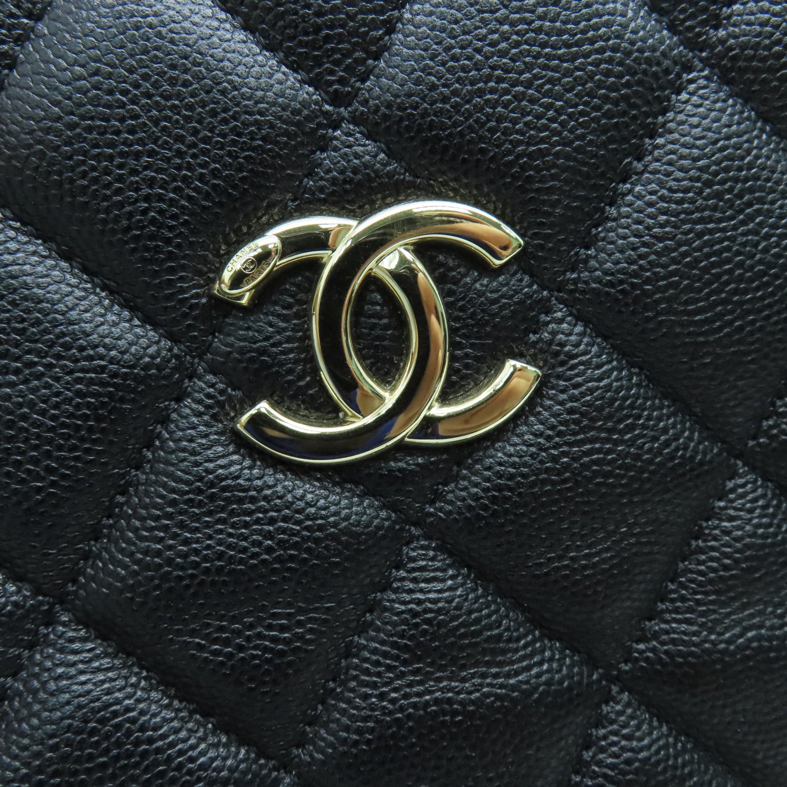 CHANEL 菱格Caviar皮革Chain Shoulder链带肩背袋金扣黑色
