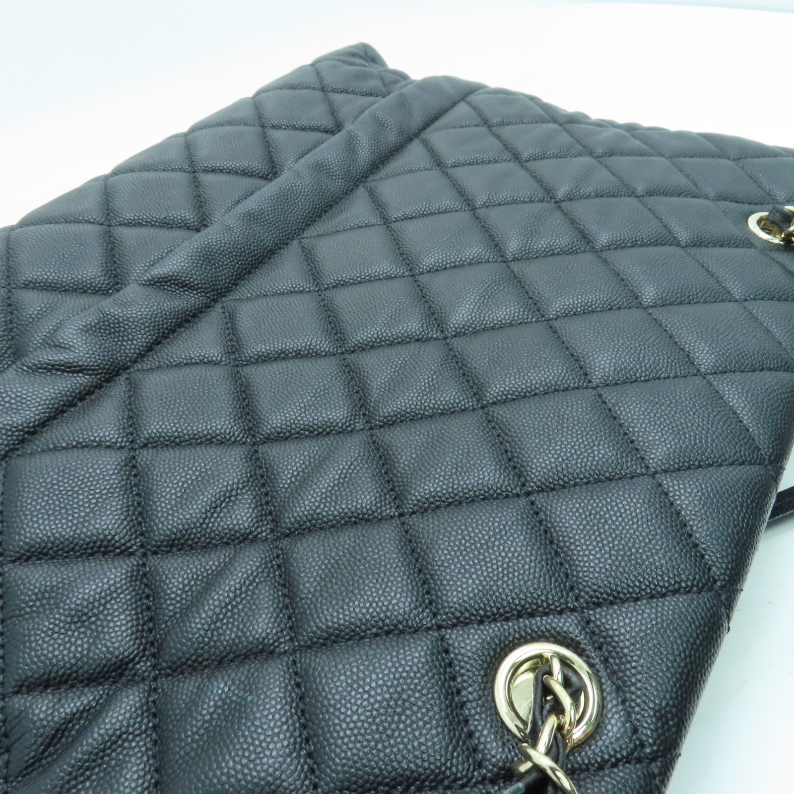 CHANEL 菱格Caviar皮革Chain Shoulder链带肩背袋金扣黑色
