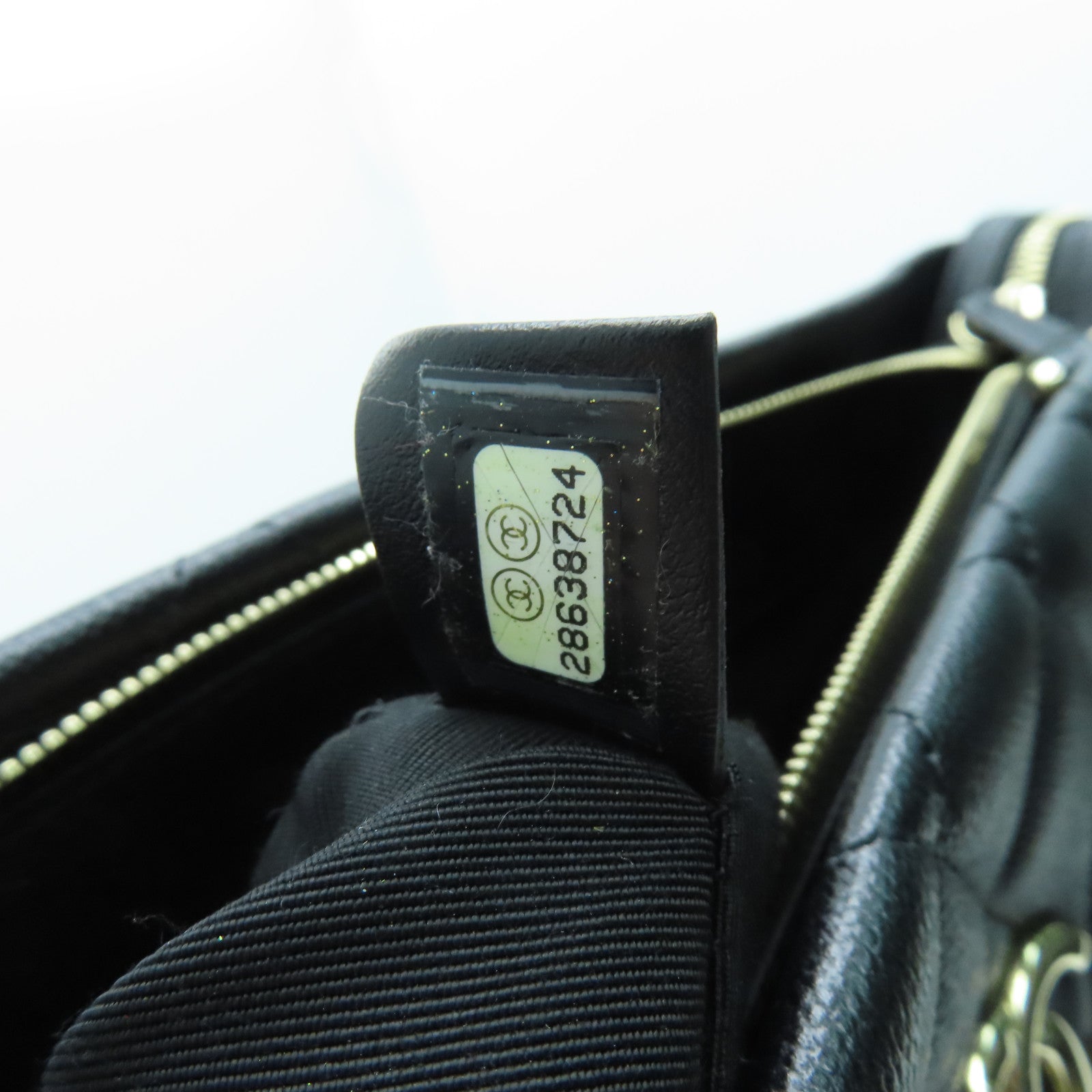 CHANEL 菱格Caviar皮革Chain Shoulder链带肩背袋金扣黑色