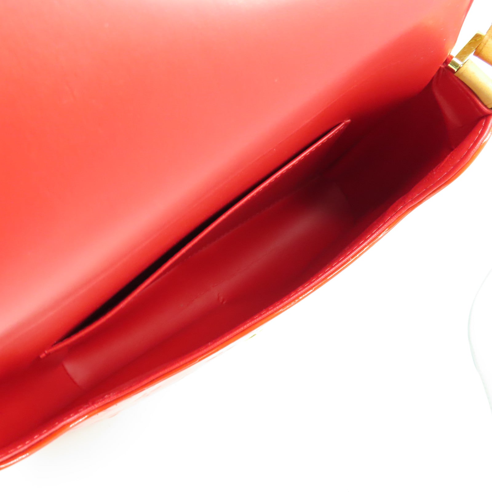LOUIS VUITTON Monogram Vernis Thompson Street金扣肩背袋紅色