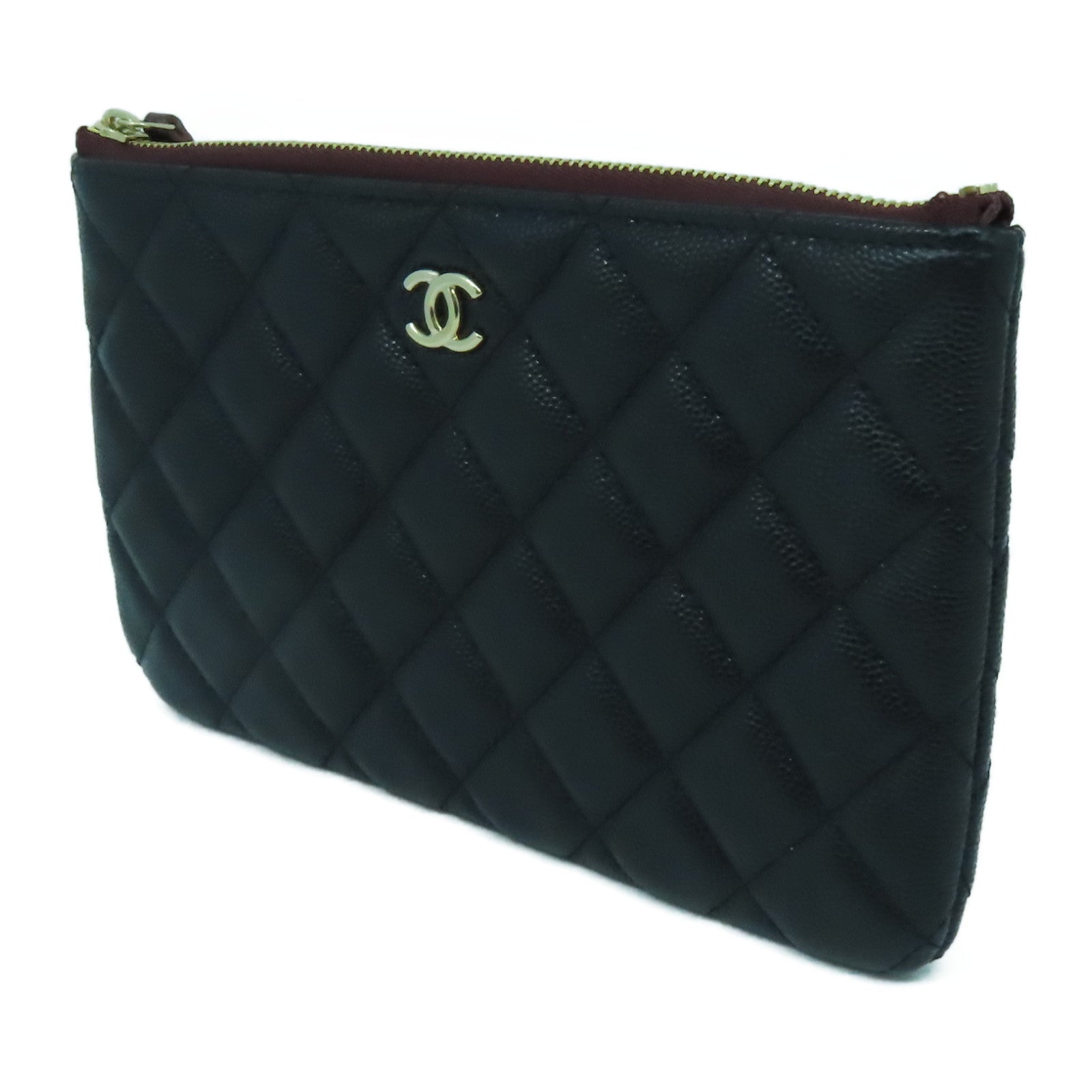 CHANEL 菱格Caviar皮革Pouch金扣手拿包黑色