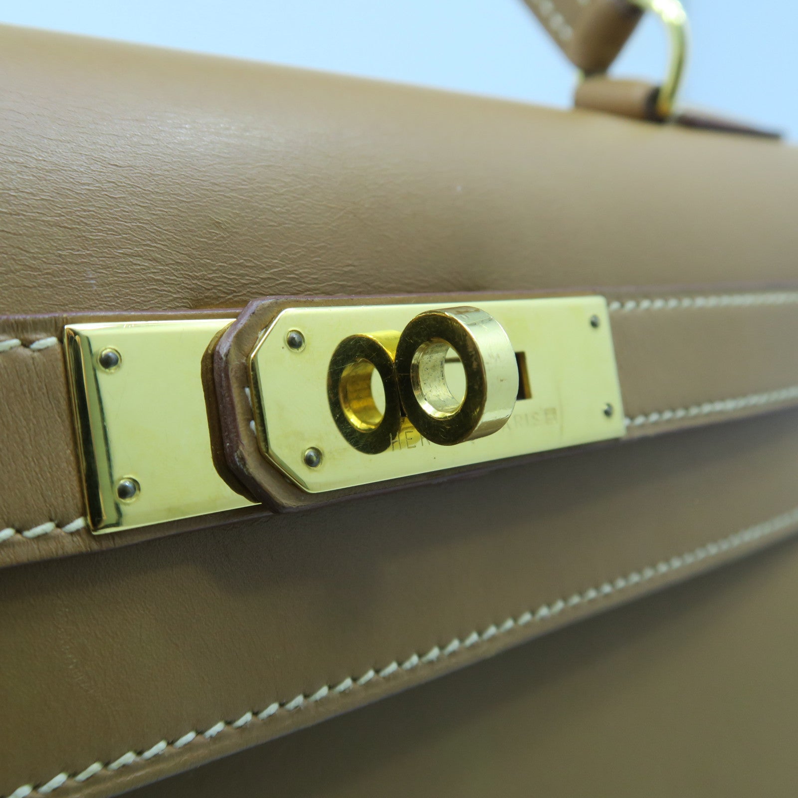 HERMES Chamonix Leather Kelly 28 Gold Buckle Handle Shoulder Bag Brown