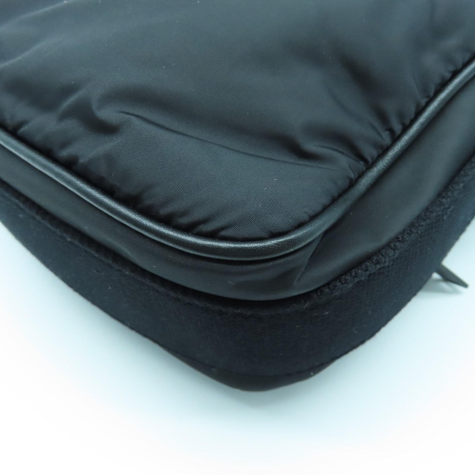YVES SAINT LAURENT Nylon Shoulder Bag Black