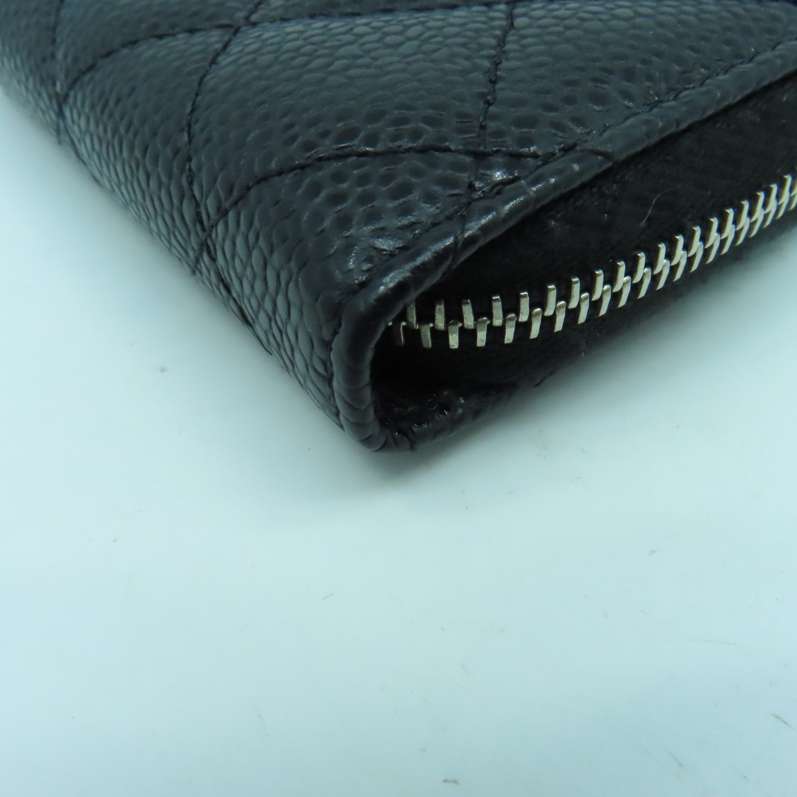 CHANEL 菱格Caviar皮革Card Case銀扣卡片套黑色
