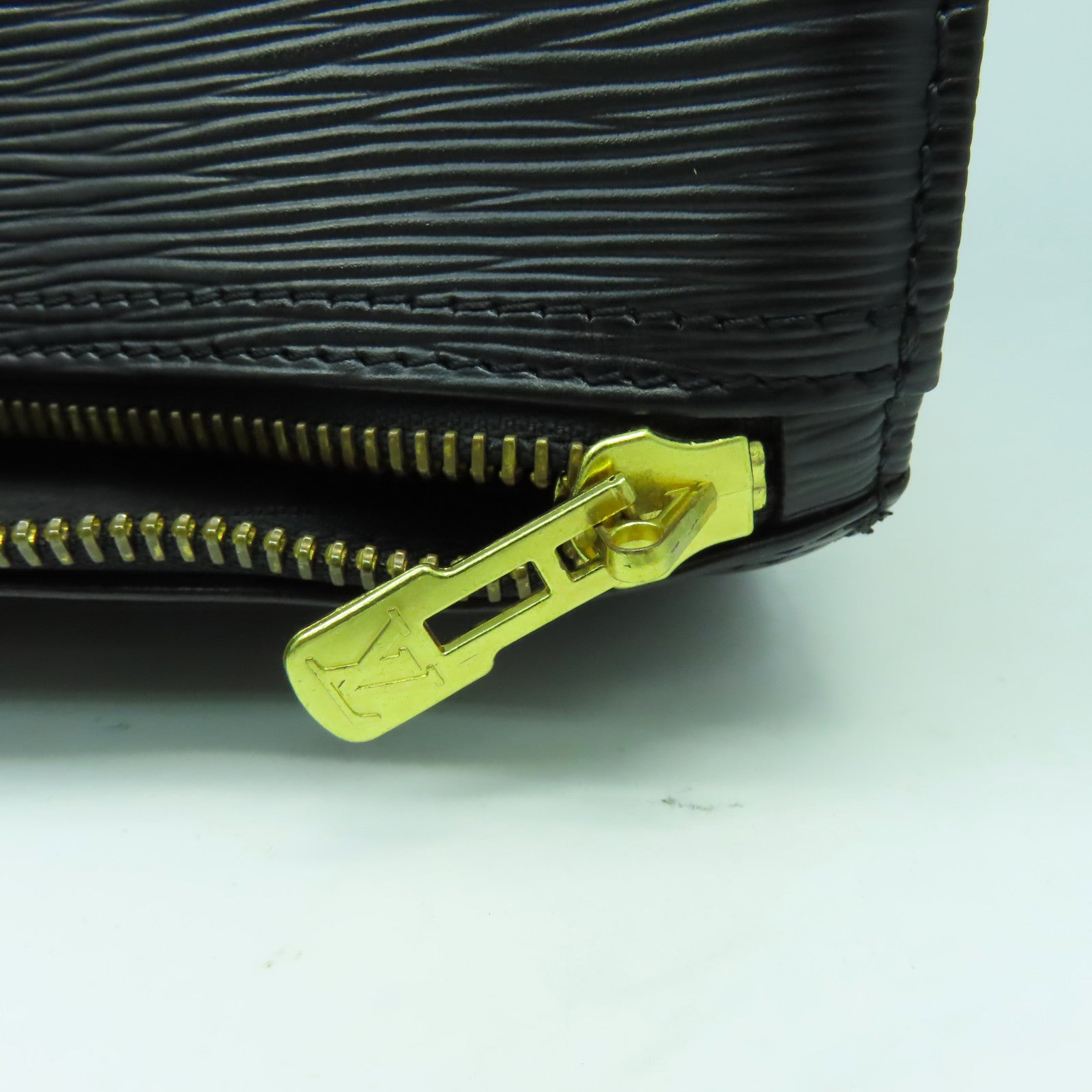 LOUIS VUITTON Epi Keepall 45金扣旅行袋黑色