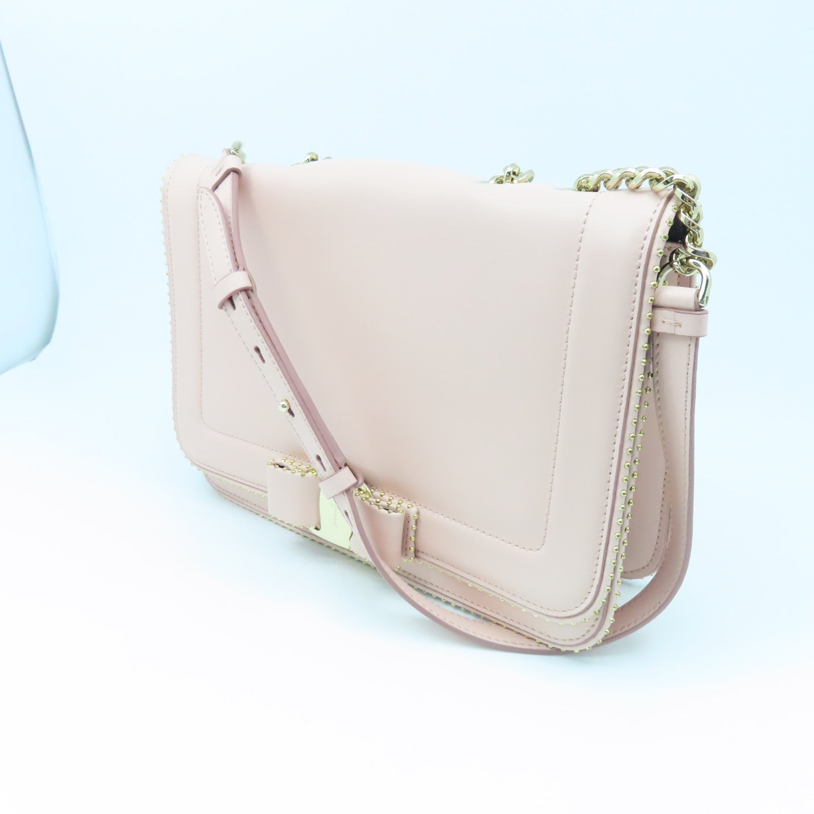 Salvatore Ferragamo Sheepskin Leather Chain Shoulder Gold Buckle Chain Shoulder Bag Pink