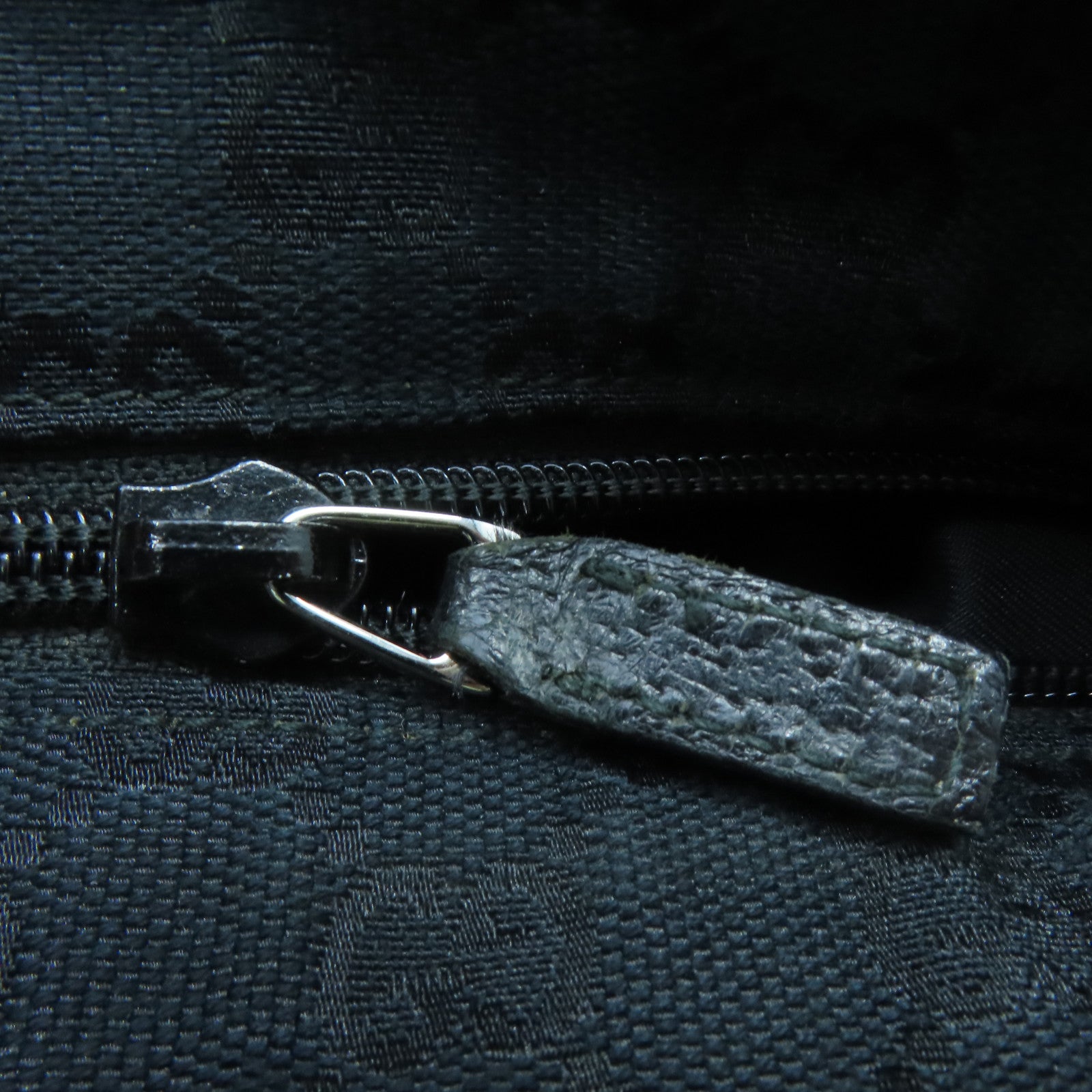 GUCCI 帆布Shoulder Bag銀扣肩背袋黑色