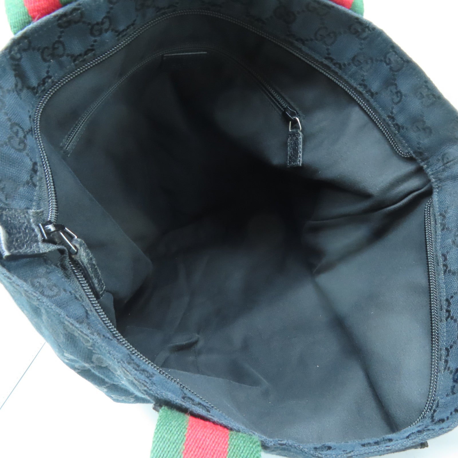 GUCCI 帆布Shoulder Bag銀扣肩背袋黑色