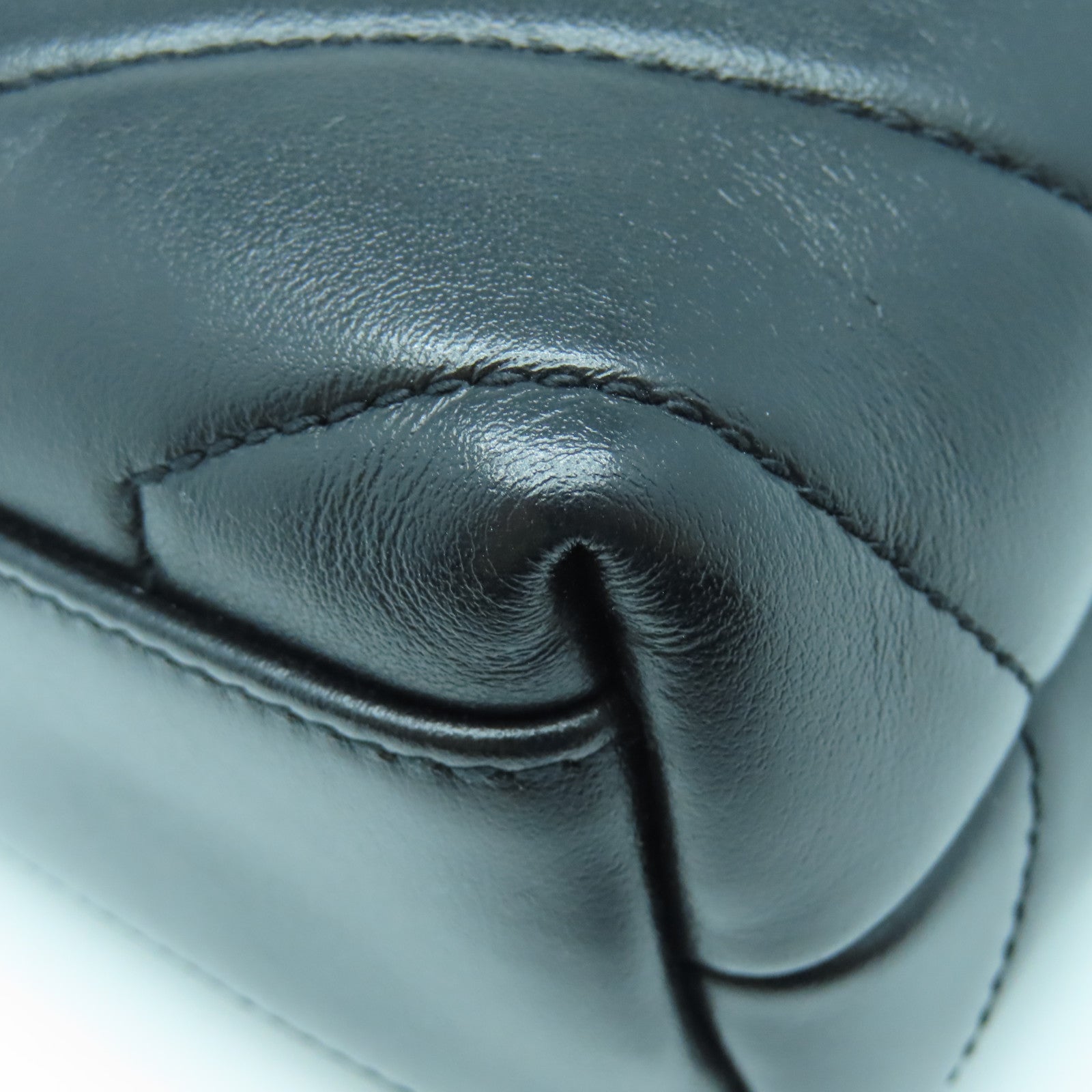 YVES SAINT LAURENT Sheepskin Leather Shoulder Bag Black