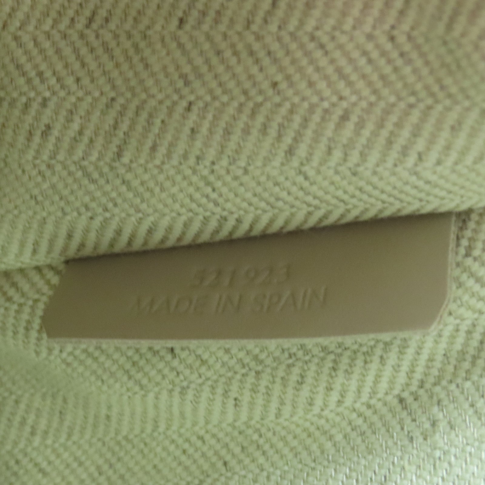 LOEWE 漆皮皮革T Pouch银扣手拿包粉红色