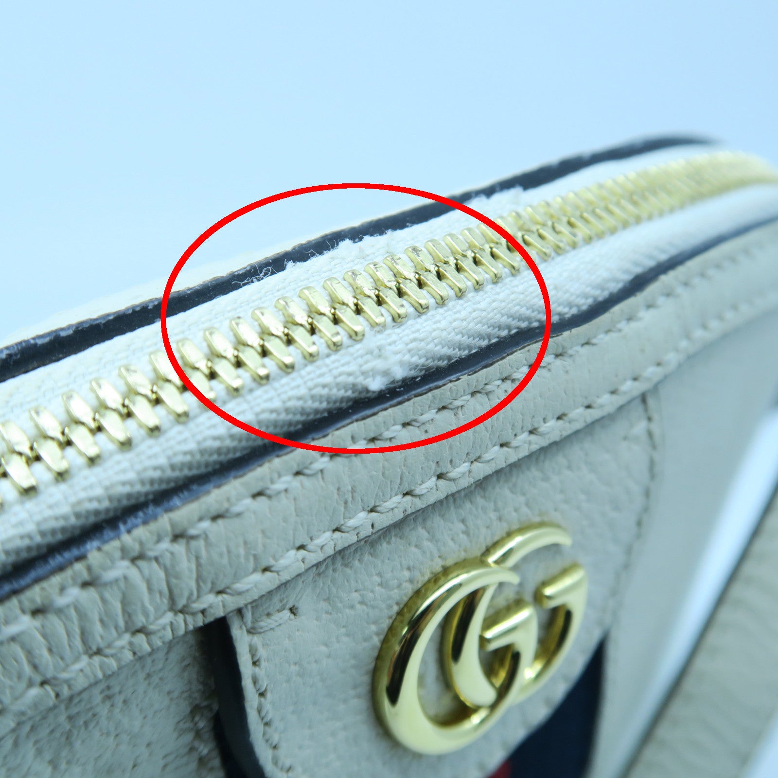 GUCCI 牛皮皮革Ophidia金扣肩背袋白色