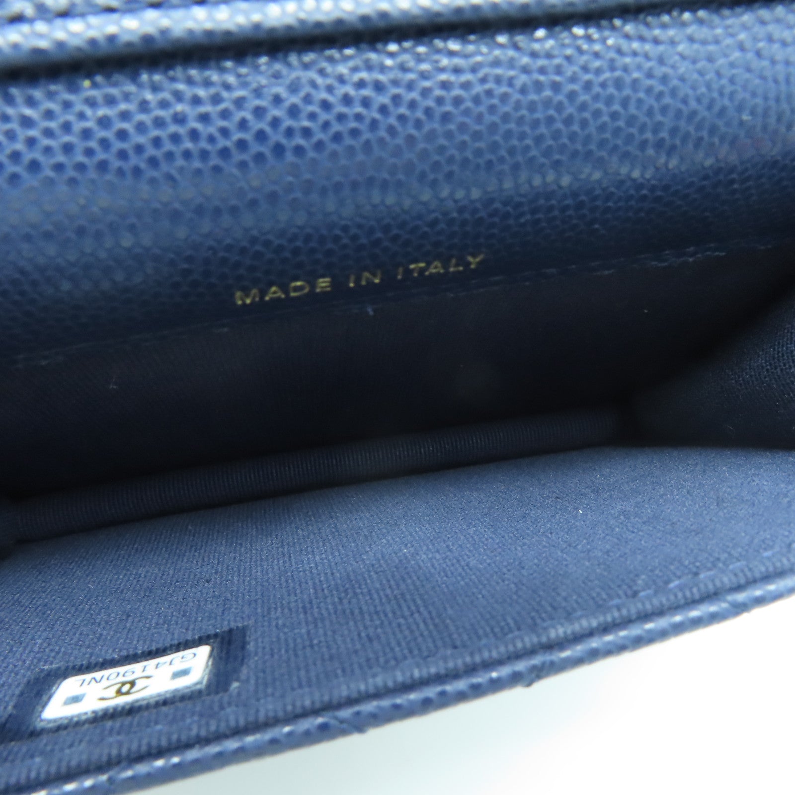 CHANEL 菱格Caviar皮革Chain Shoulder Bag金扣鏈帶肩背袋深藍色