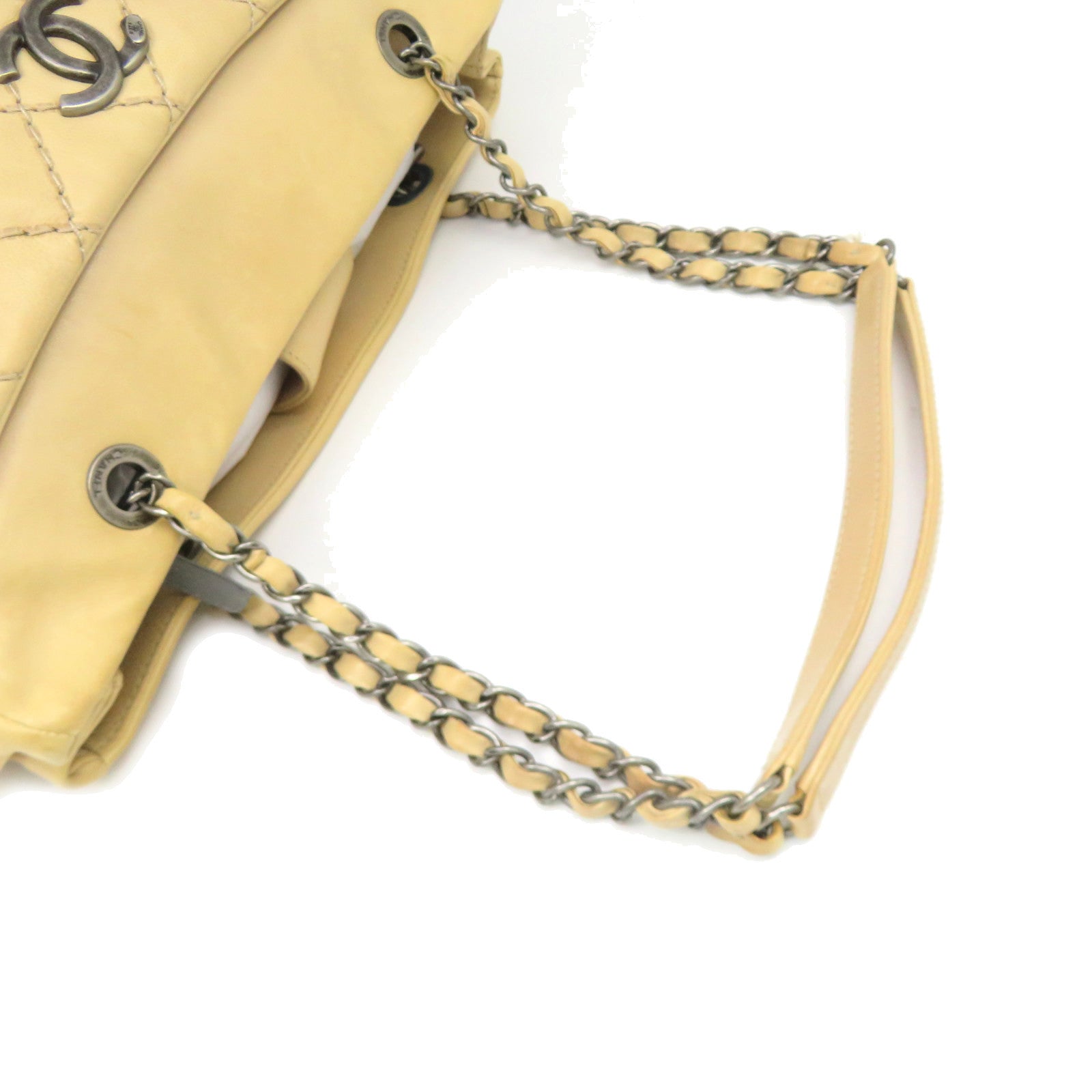 CHANEL [Sharp Reduction Offer] Lingge Cowhide Leather Shoulder Bag Silver Buckle Shoulder Bag Beige