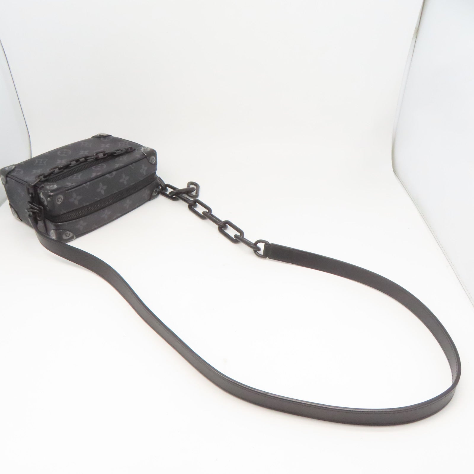LOUIS VUITTON Monogram Eclipse Mini Soft Truck肩背袋灰色