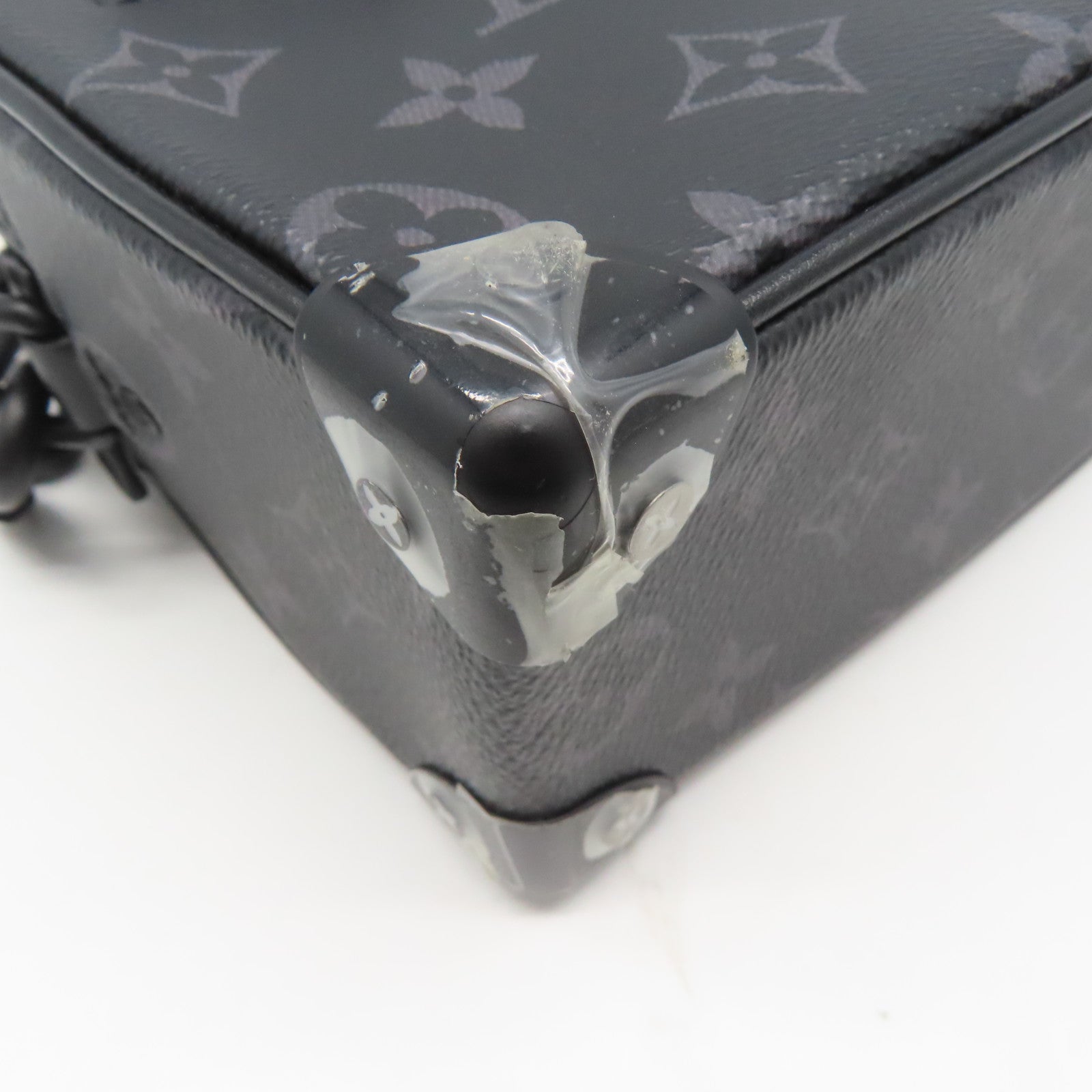 LOUIS VUITTON Monogram Eclipse Mini Soft Truck肩背袋灰色