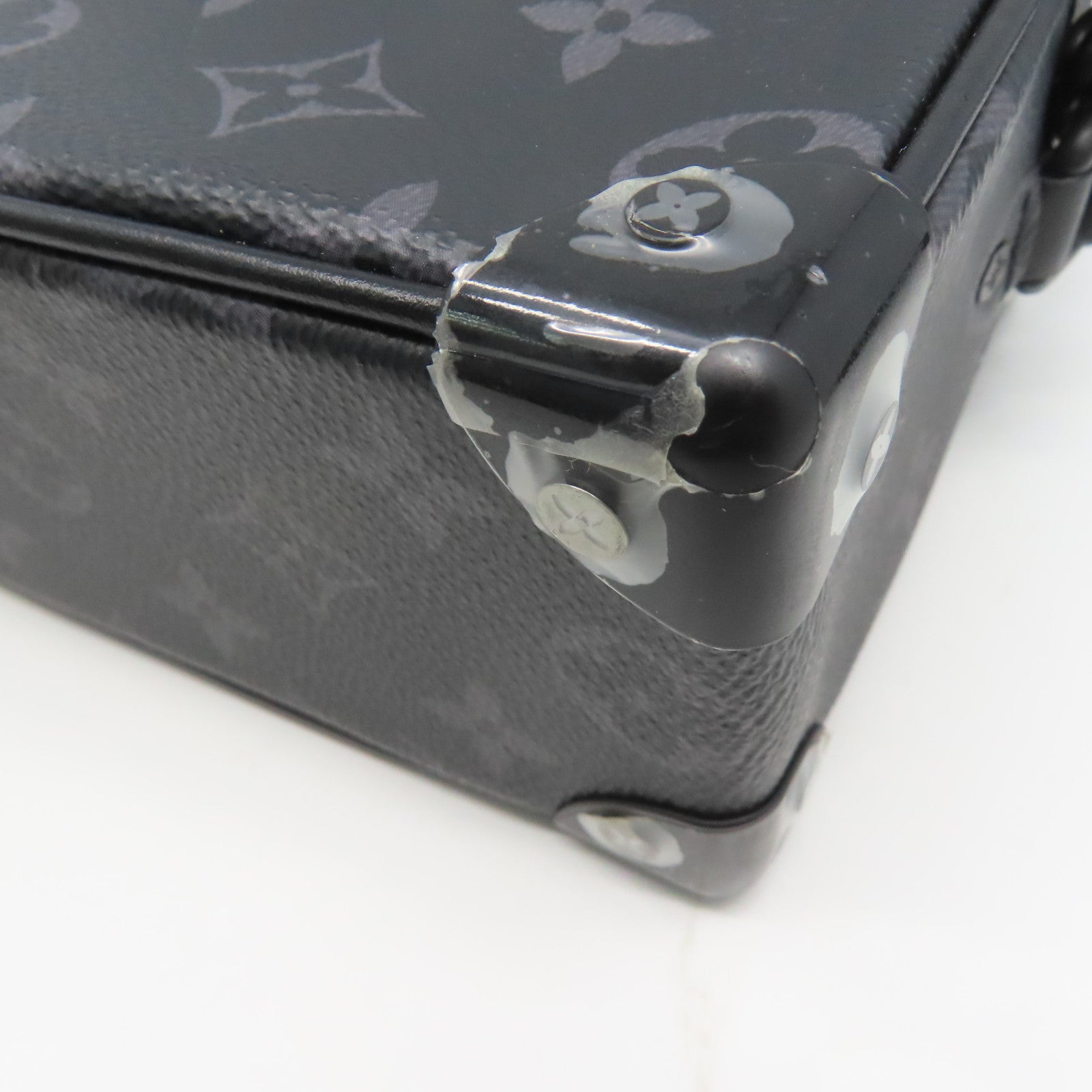 LOUIS VUITTON Monogram Eclipse Mini Soft Truck肩背袋灰色