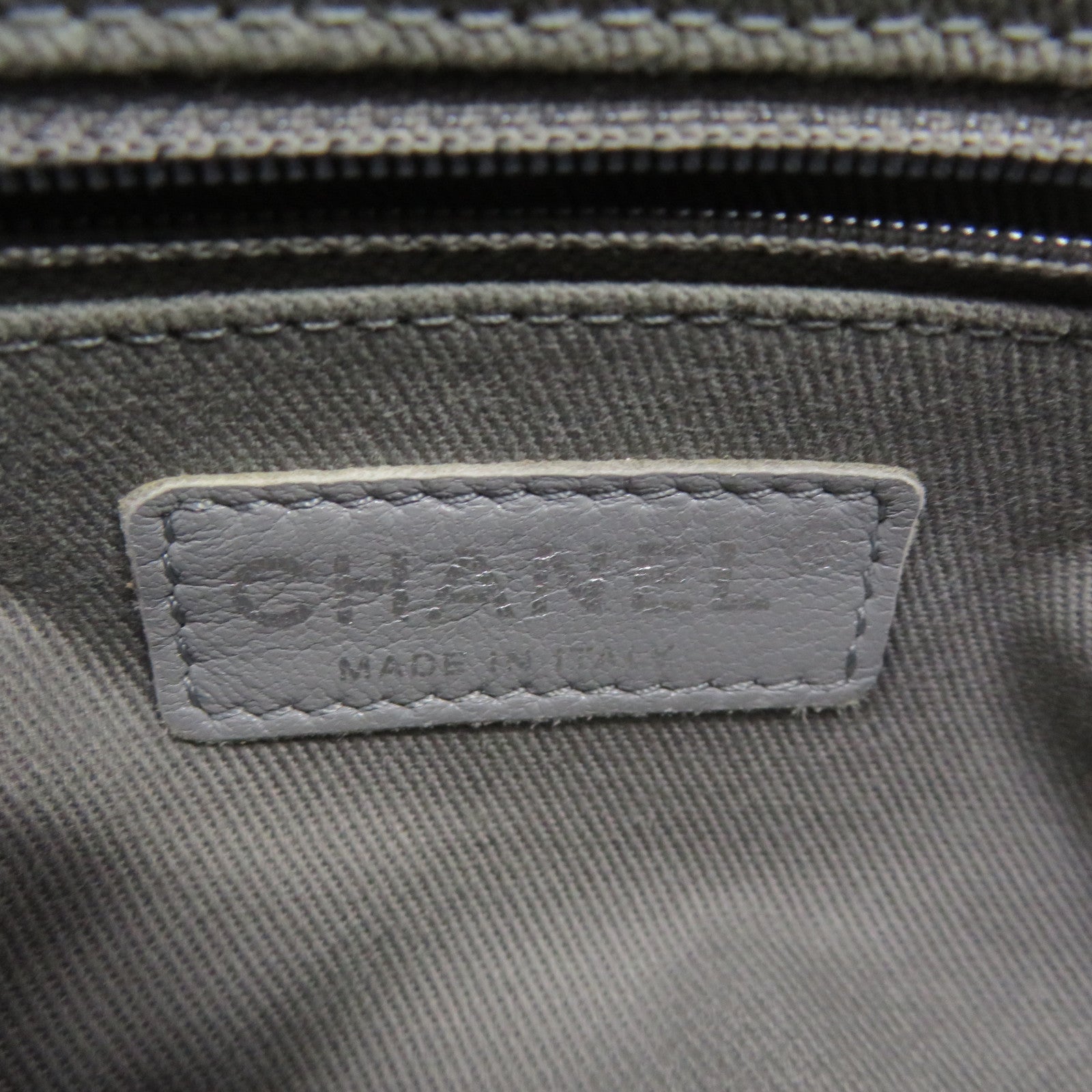CHANEL [Sharp Reduction Offer] Lingge Cowhide Leather Shoulder Bag Silver Buckle Shoulder Bag Beige