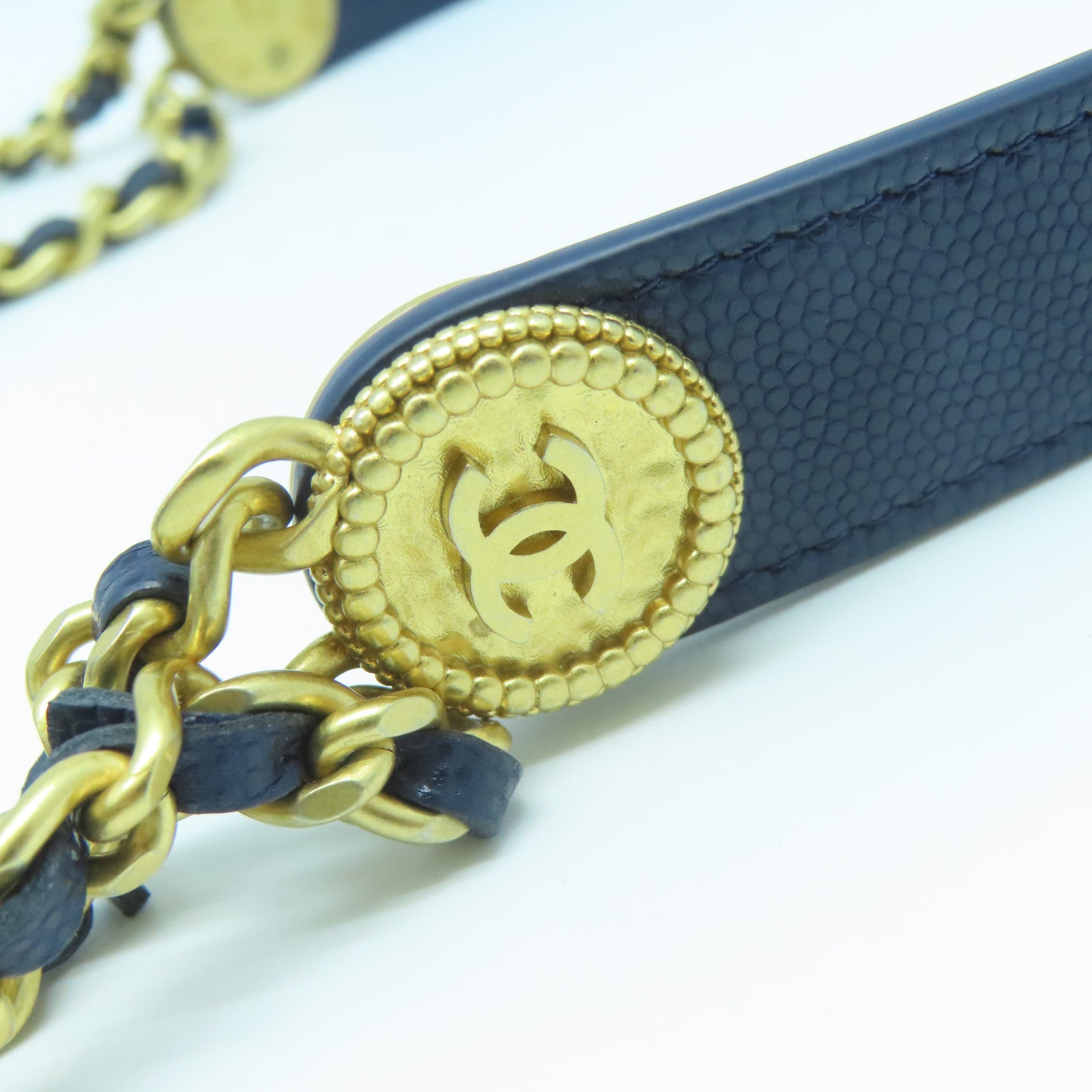 CHANEL 菱格Caviar皮革Chain Shoulder Bag金扣鏈帶肩背袋深藍色