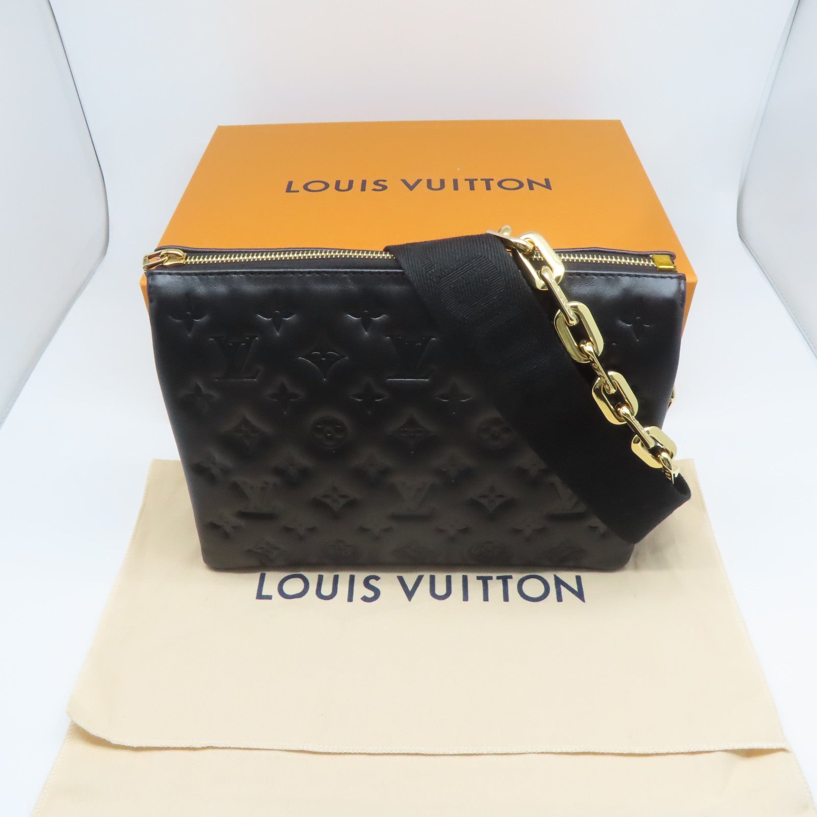 LOUIS VUITTON Monogram Empreinte Coussin PM金扣肩背袋黑色