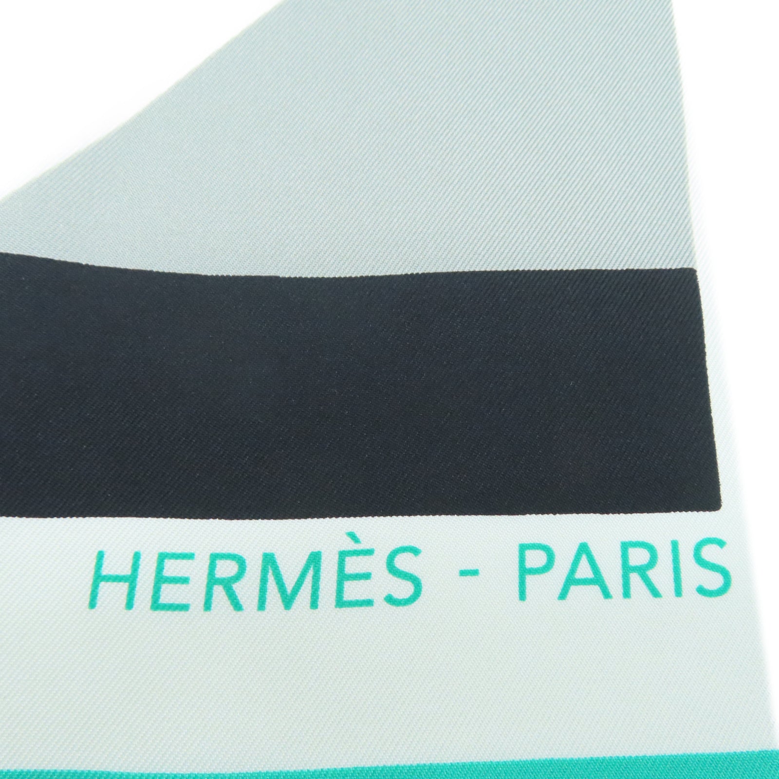 HERMES 【激減優惠】絲質Scarf絲巾白色