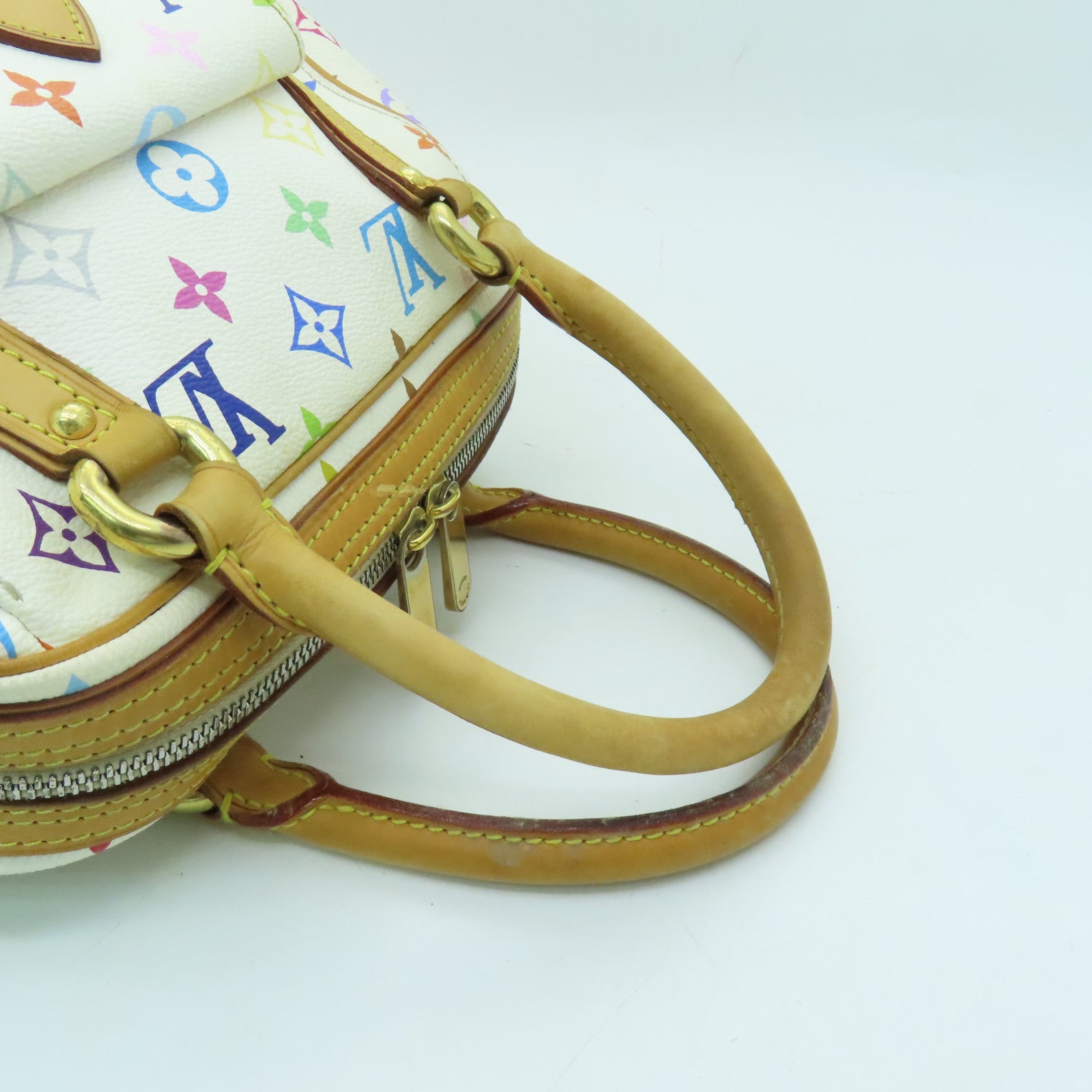 LOUIS VUITTON Monogram Multicolore Priscilla Gold Buckle Bag White/Color