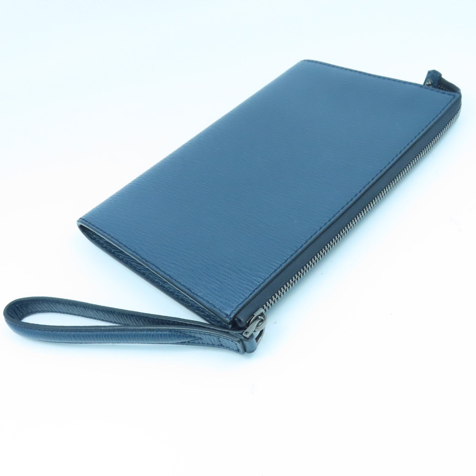 Salvatore Ferragamo 牛皮皮革Clutch Bag银扣手拿包蓝色