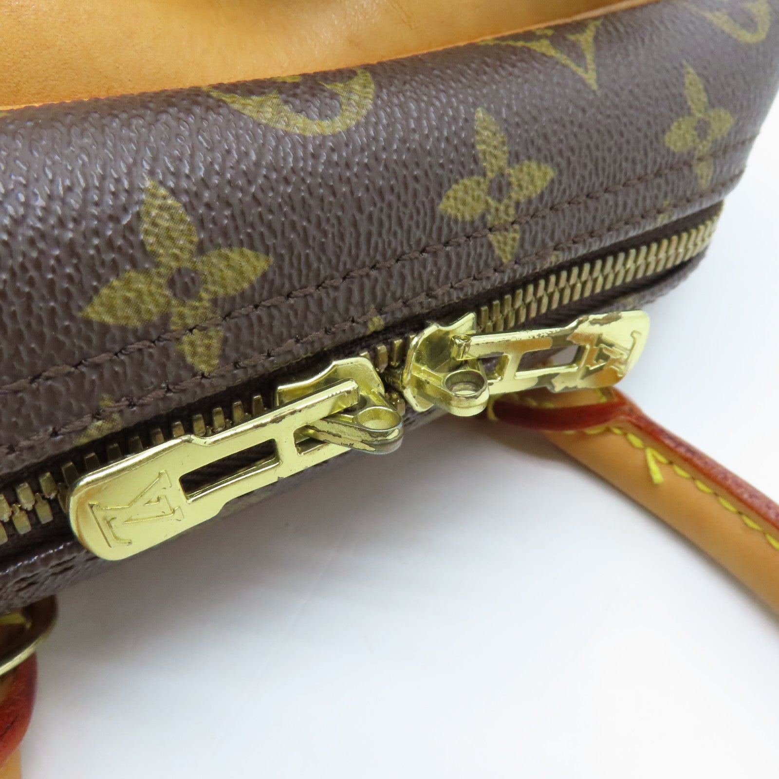 LOUIS VUITTON Monogram Deauville gold buckle handle bag brown