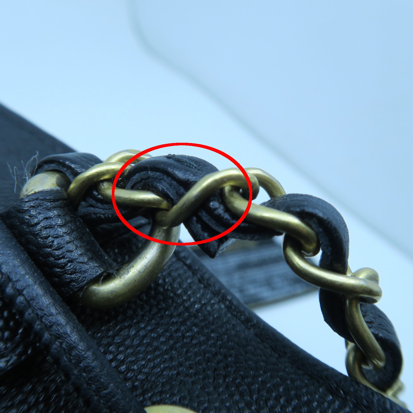 CHANEL Caviar Leather Small Bucket with Chain Gold Buckle Chain Shoulder Bag Black