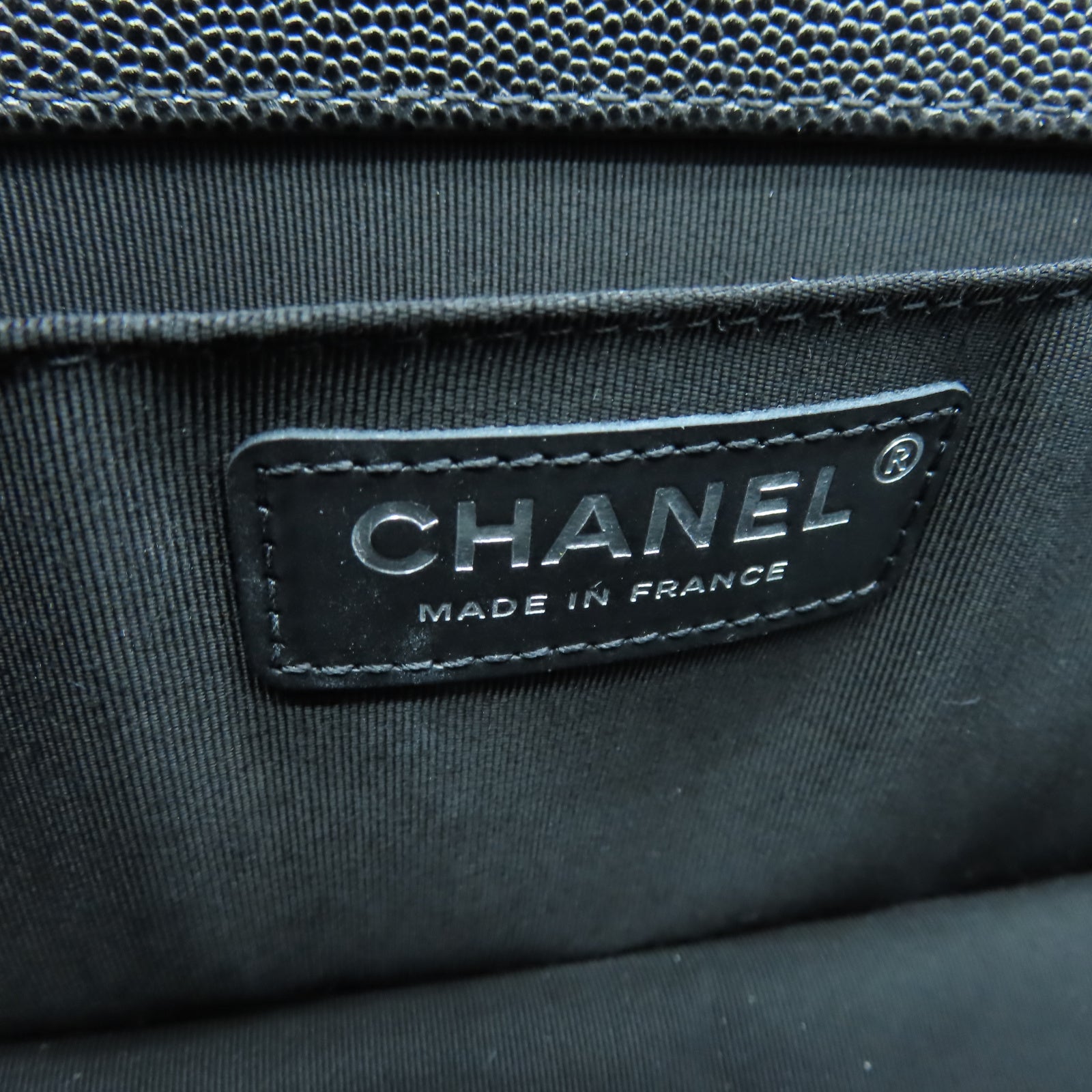CHANEL 菱格牛皮皮革Boy Chanel 25cm銀扣鏈帶肩背袋黑色