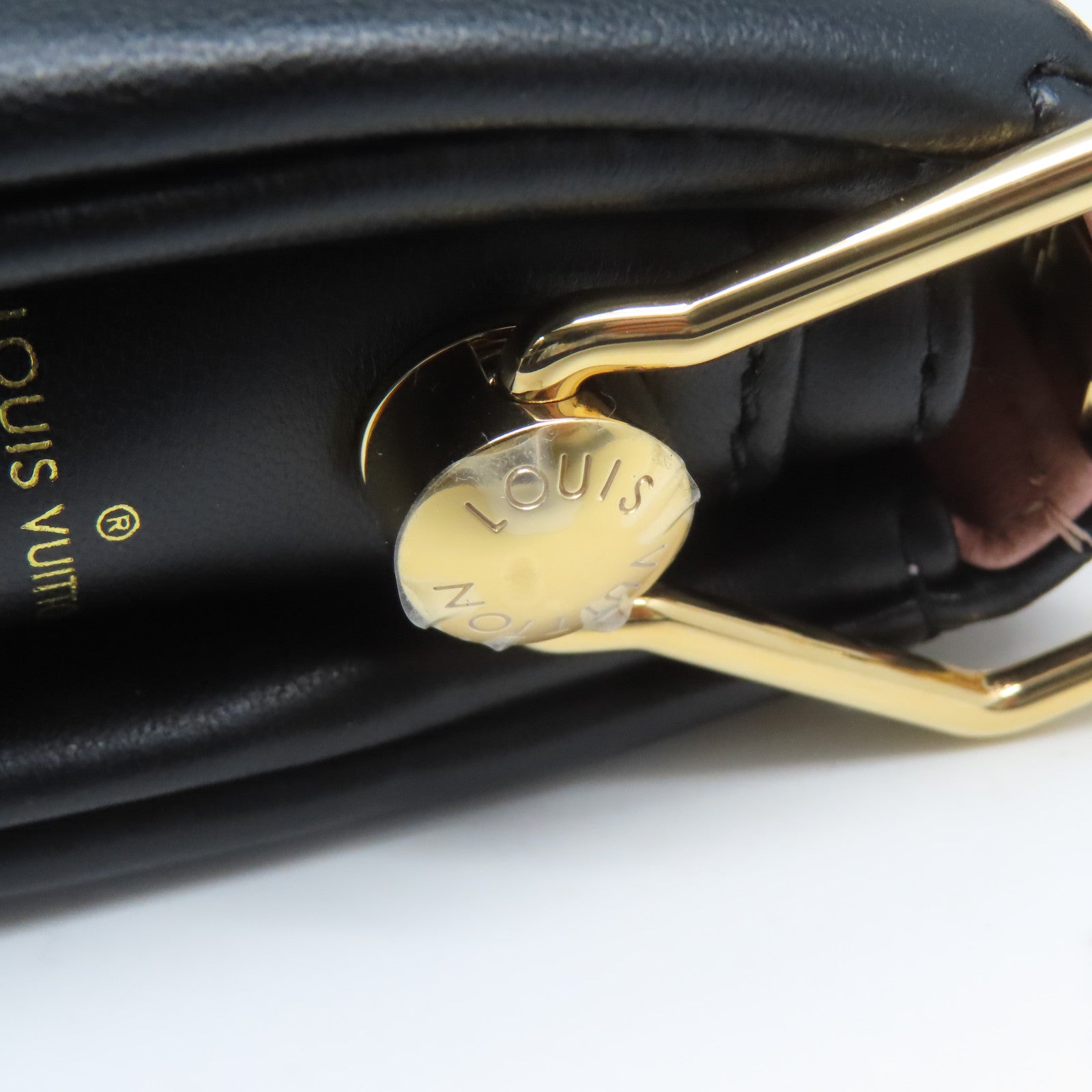 LOUIS VUITTON Monogram Empreinte Coussin PM金扣肩背袋黑色