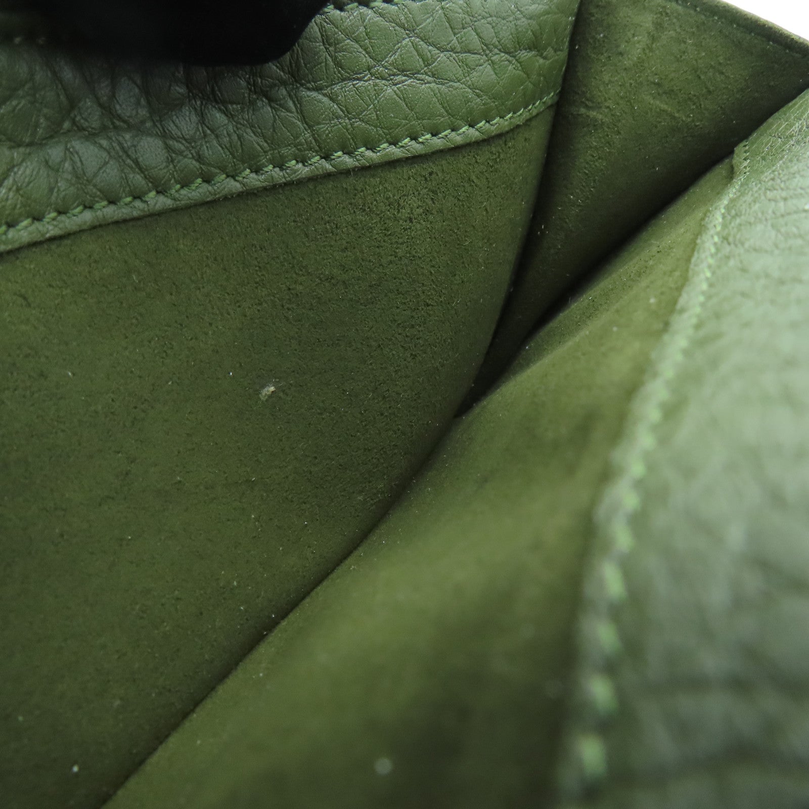 FENDI [Sharp Discount] Cowhide Leather Long Wallet Silver Buckle Wallet Green