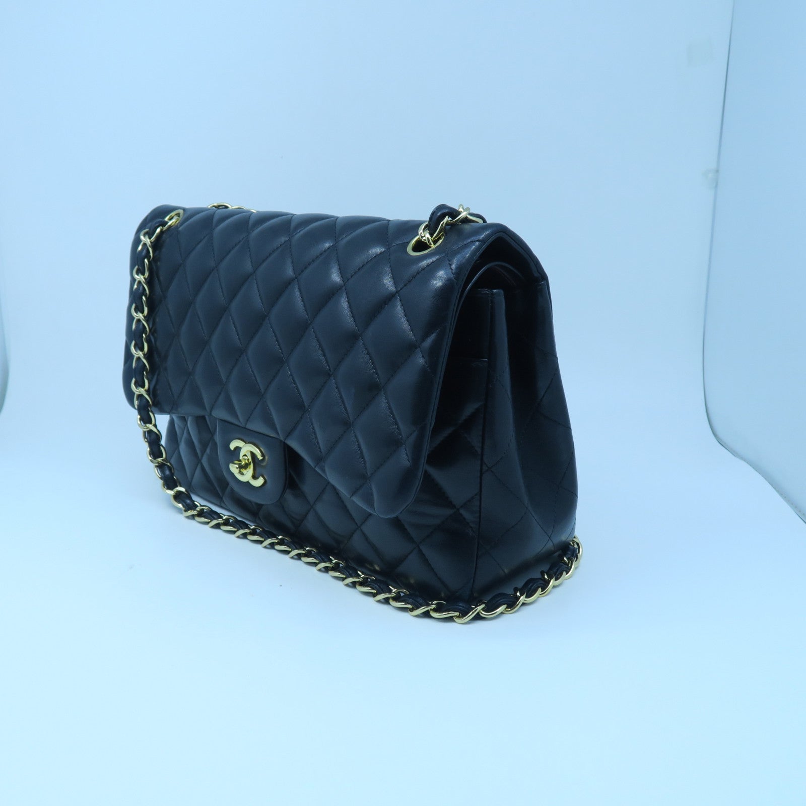 CHANEL Diamond Sheepskin Leather Classic Jumbo Gold Buckle Chain Shoulder Bag Black