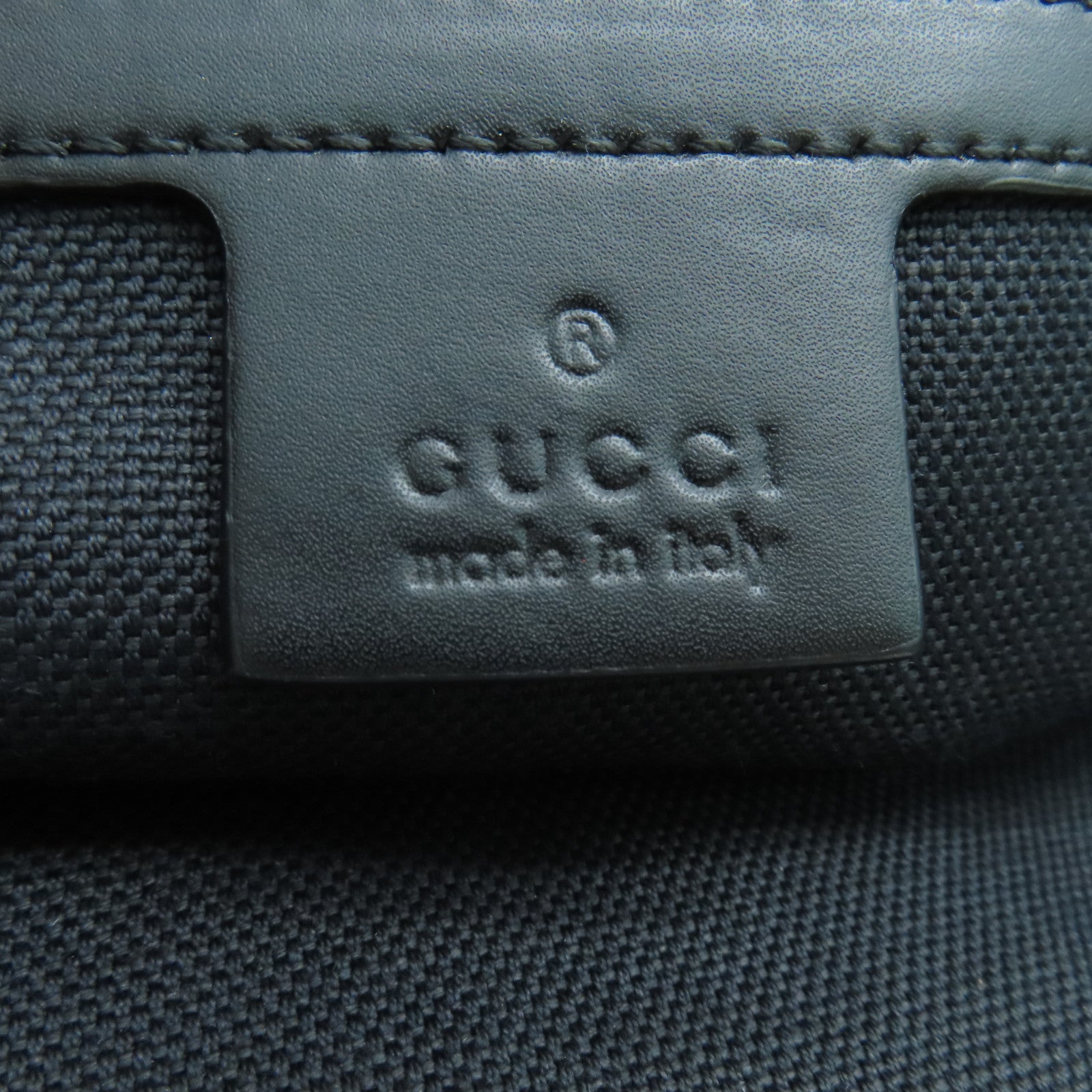 GUCCI coated canvas Shoulder Bag silver buckle shoulder bag black