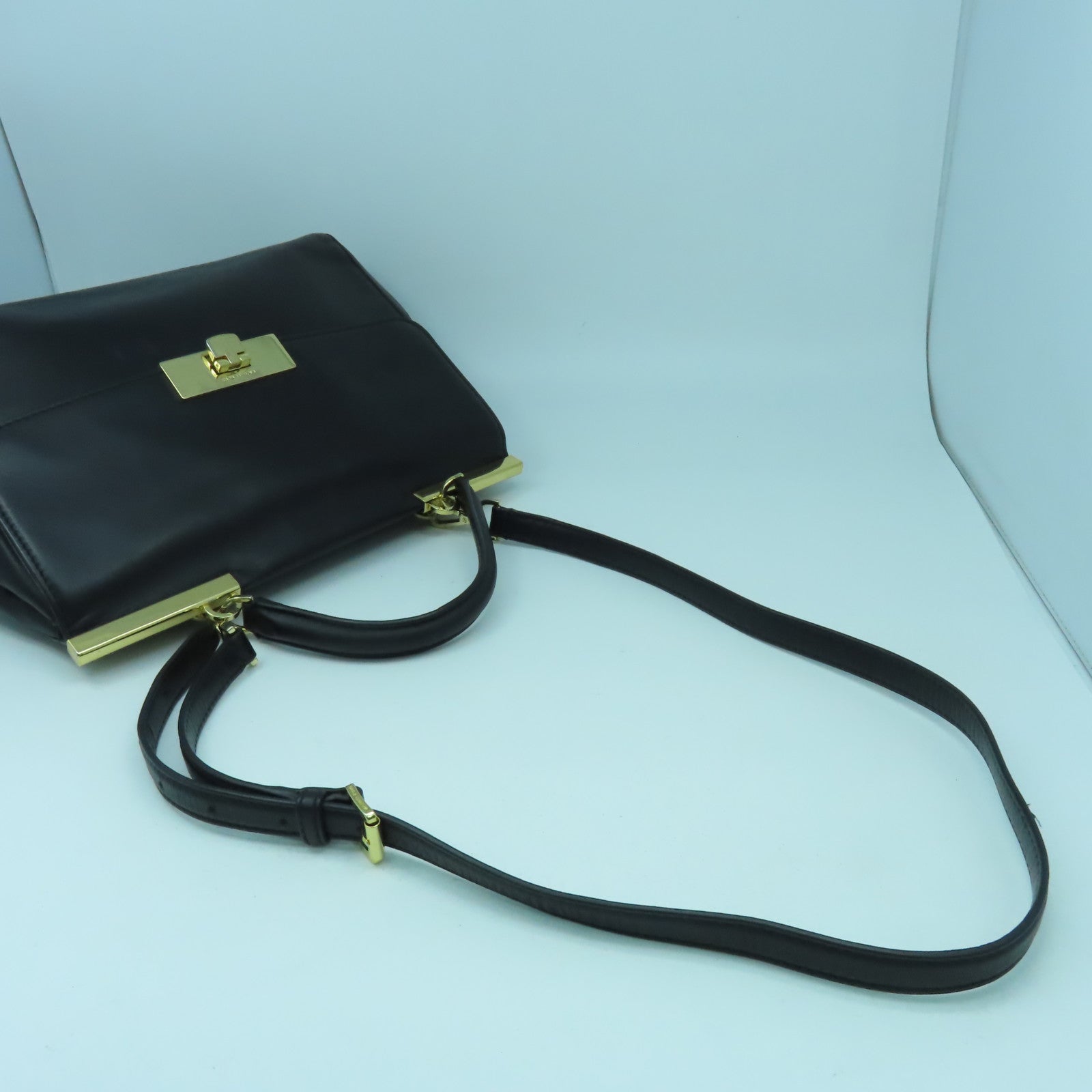 Michael Kors 牛皮皮革Shoulder Bag金扣手挽肩背兩用袋黑色