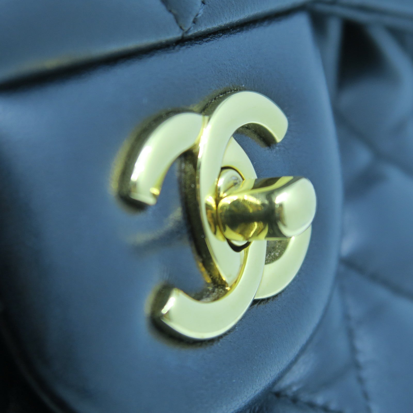CHANEL Diamond Sheepskin Leather Classic Jumbo Gold Buckle Chain Shoulder Bag Black