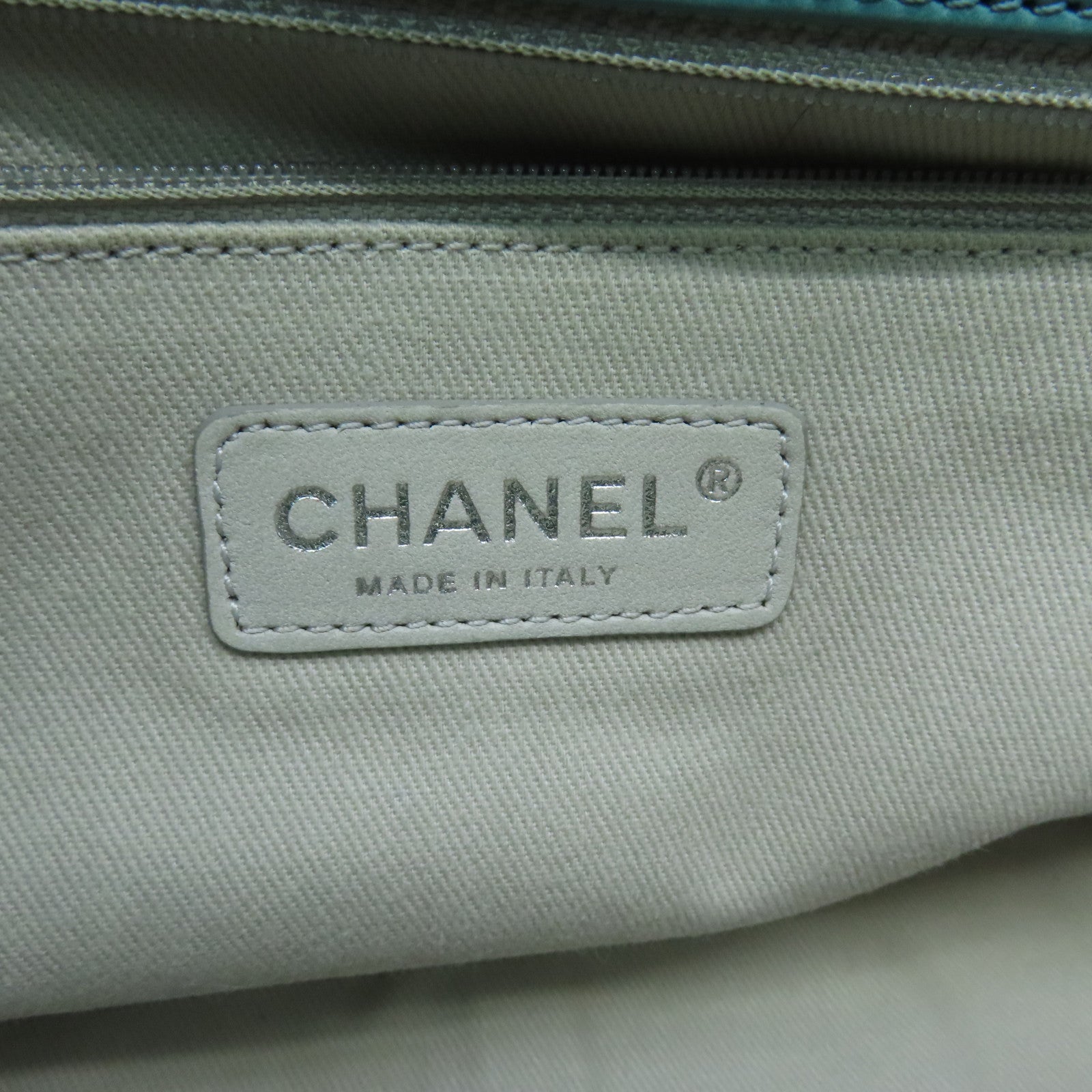 CHANEL Lingge cowhide leather 2.55 silver buckle shoulder bag green