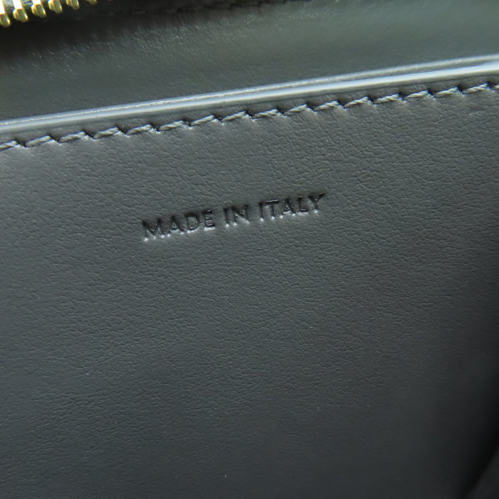 CELINE 牛皮皮革Coin case零钱包金扣灰色