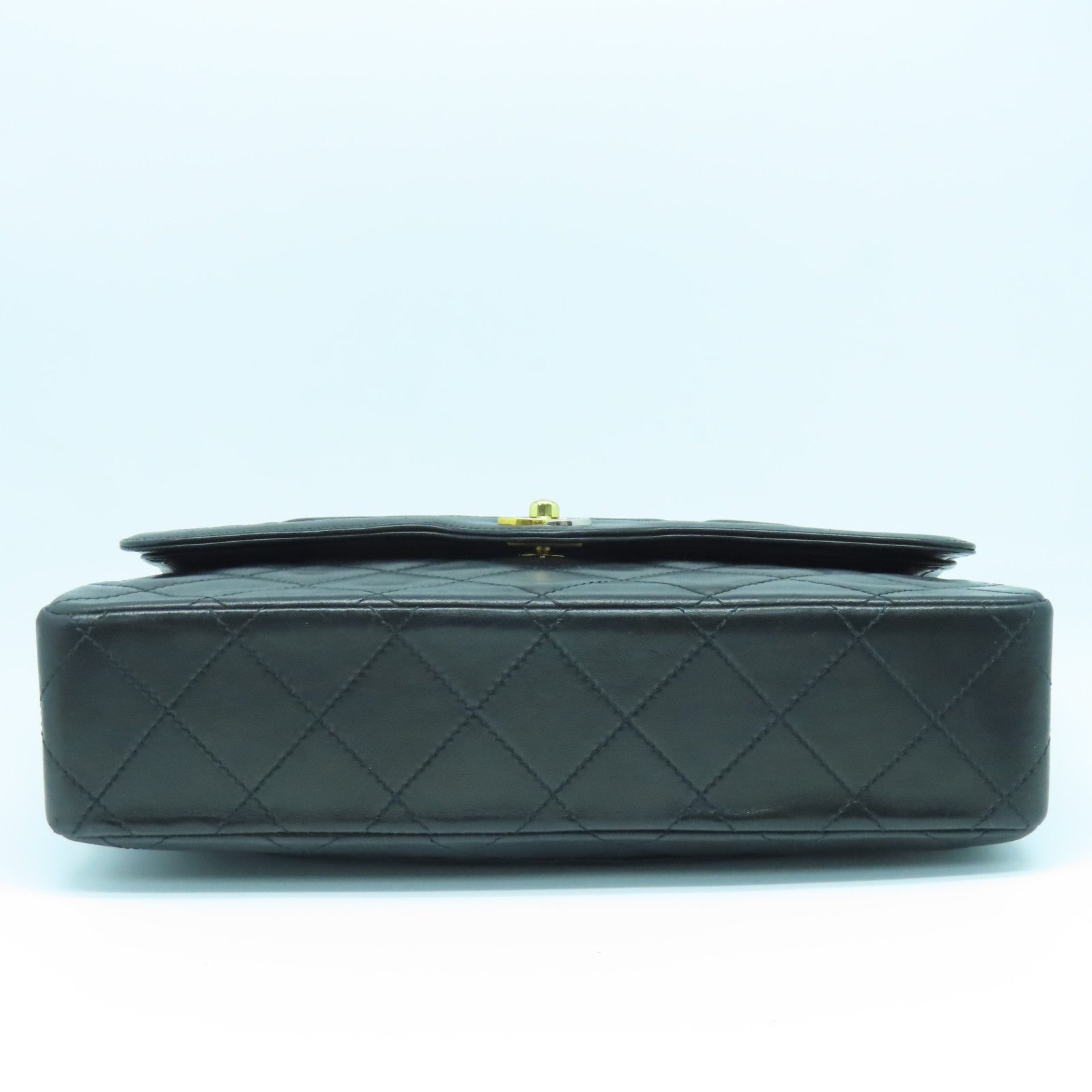 CHANEL Diamond Sheepskin Leather Vintage 2 Tone CC Chain Shoulder Chain Shoulder Bag Black